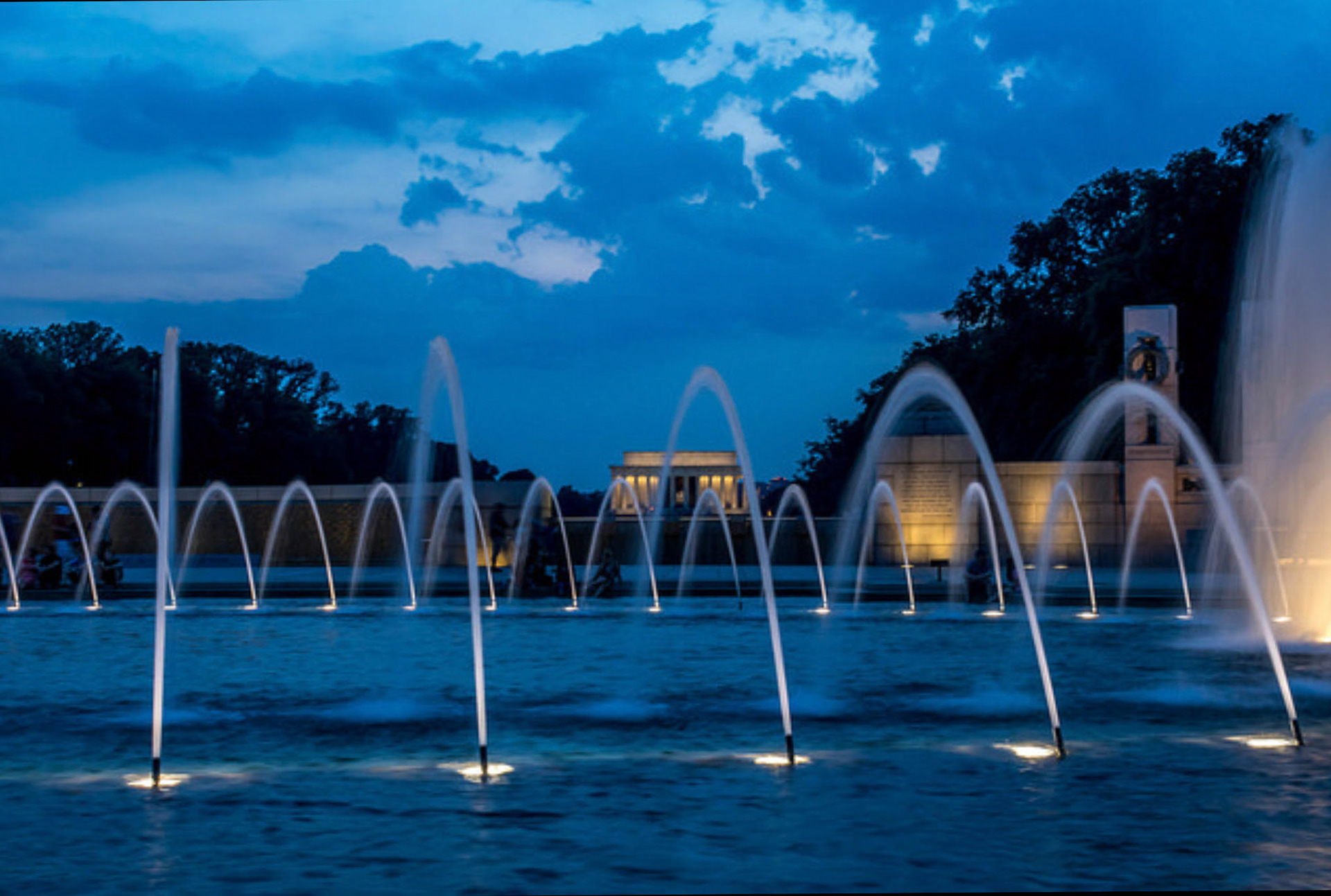 Fountains of WW2 Memorial.