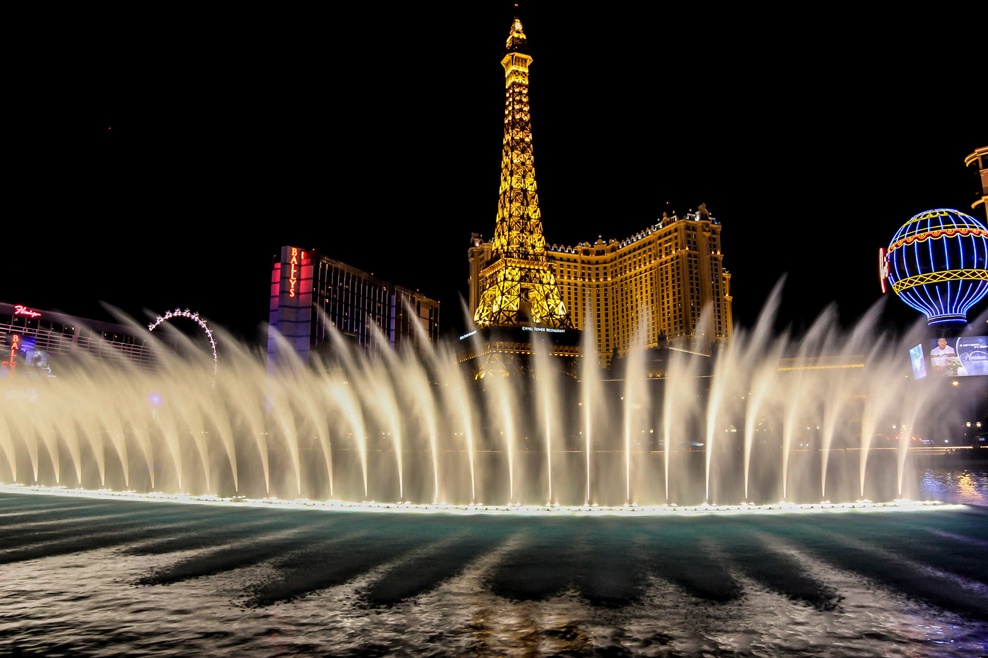 Love the Bellagio fountains with music