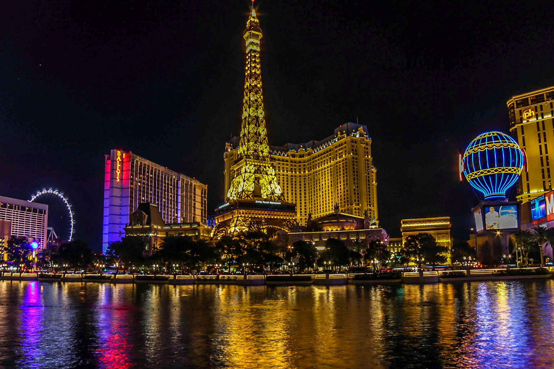 Las Vegas, NV from the Bellagio Fountains