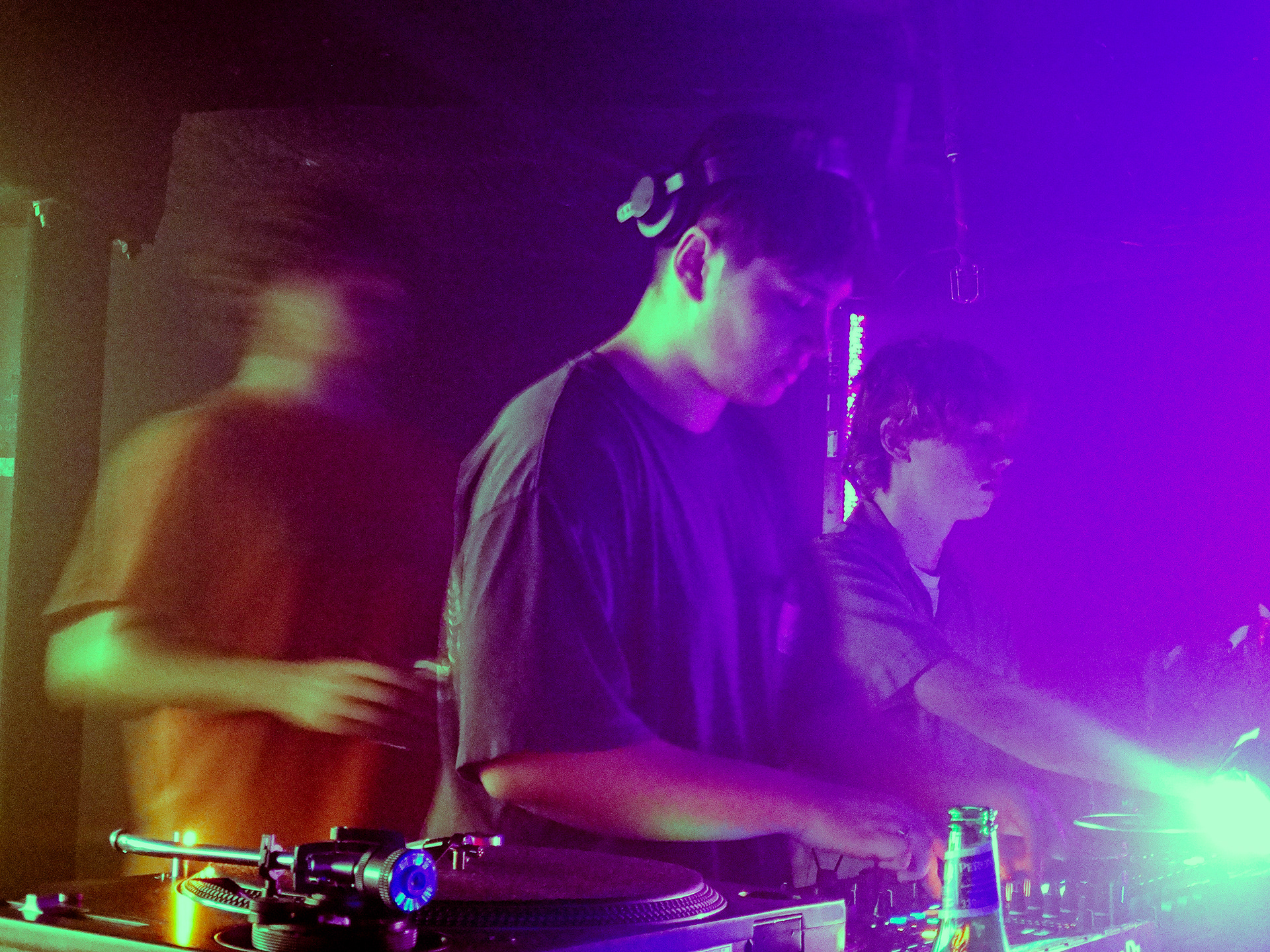 TekOnToast @ Galeria Groove