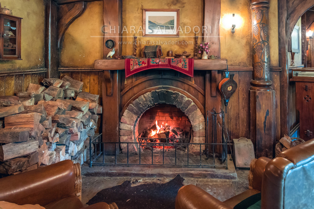 Hobbiton Movie Set