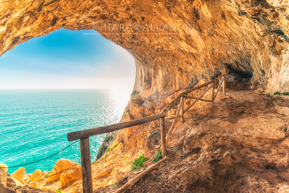 Grotta dei Falsari, Noli - Savona, Liguria