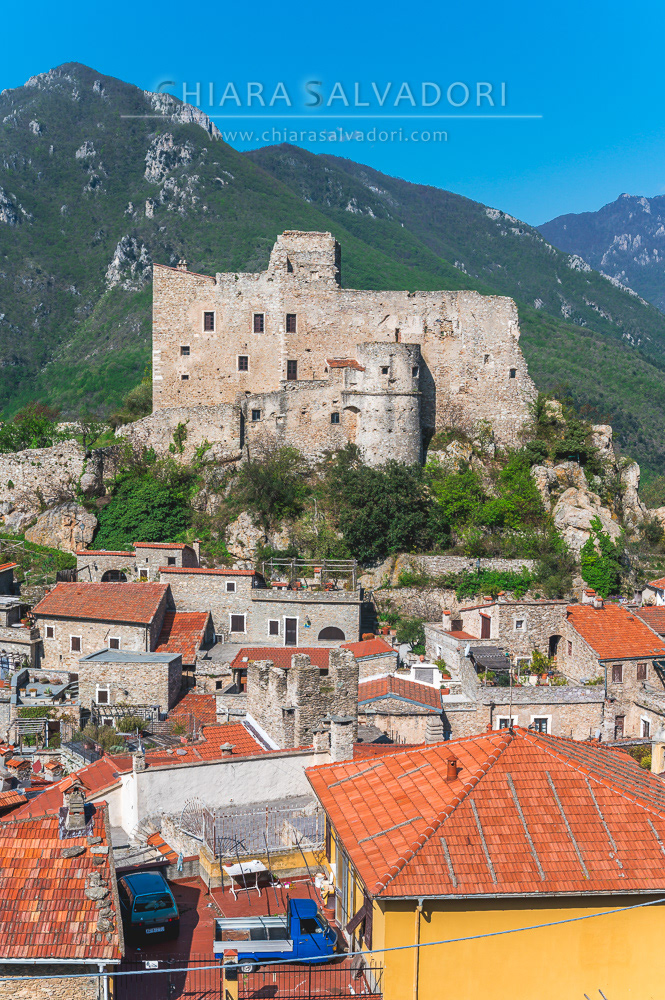 Castelvecchio di Rocca Barbena - Savona, Liguria