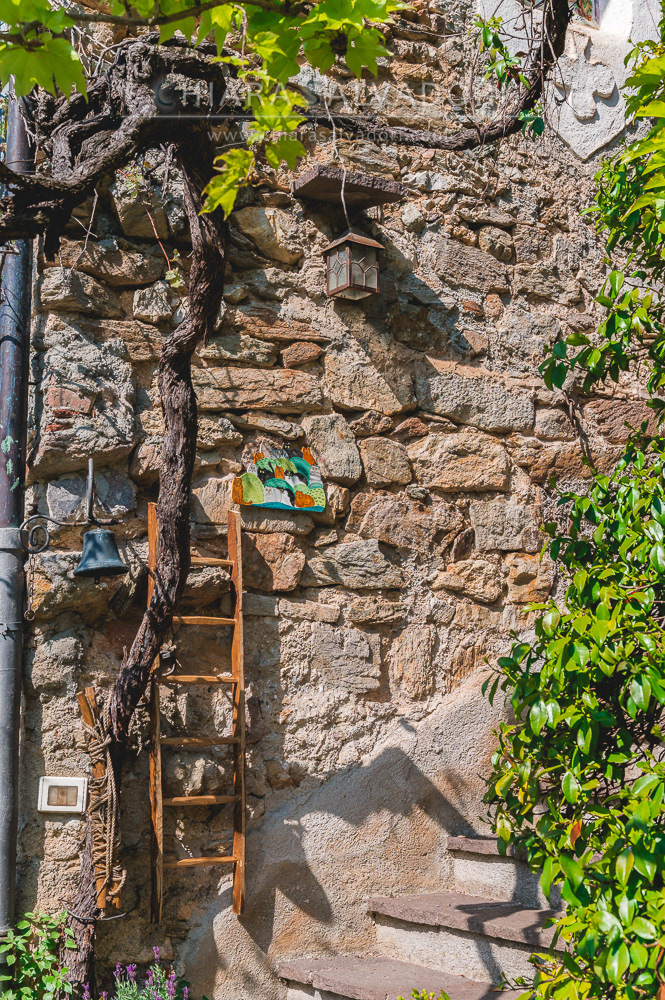Castelvecchio di Rocca Barbena - Savona, Liguria