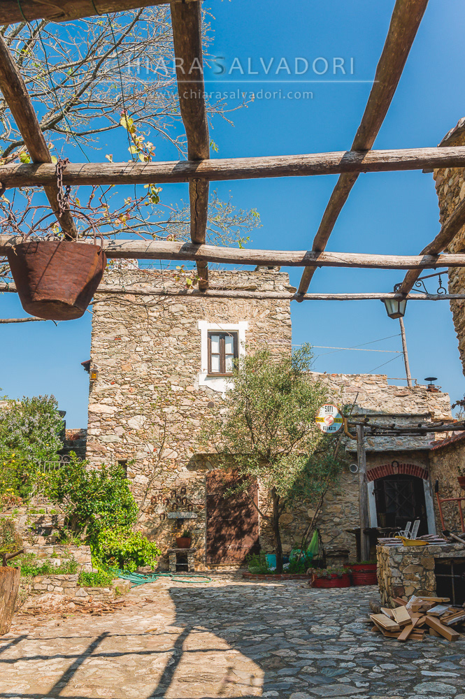 Castelvecchio di Rocca Barbena - Savona, Liguria