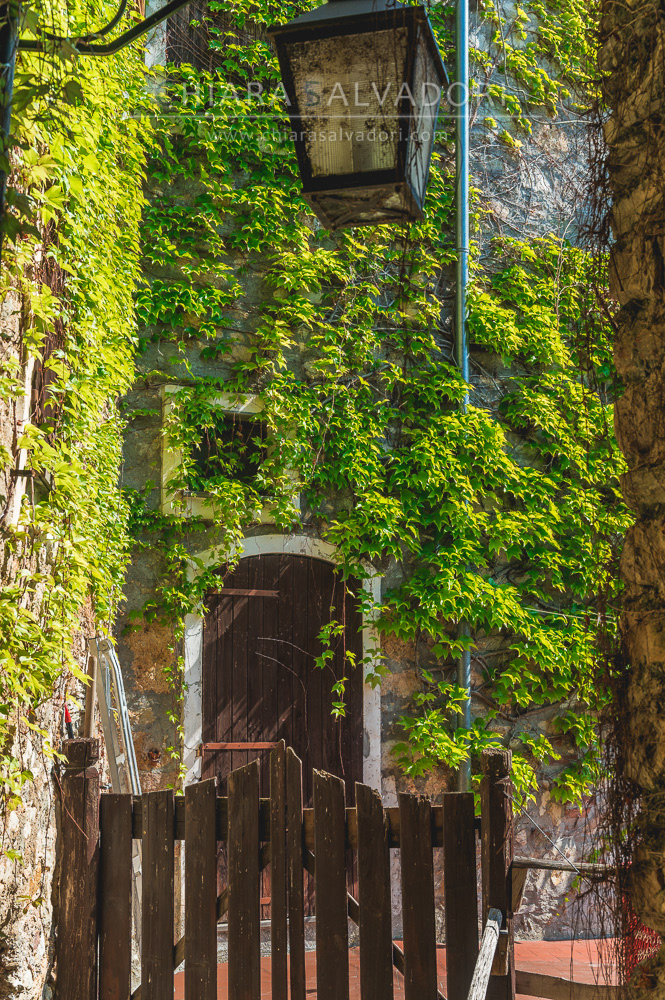 Castelvecchio di Rocca Barbena - Savona, Liguria