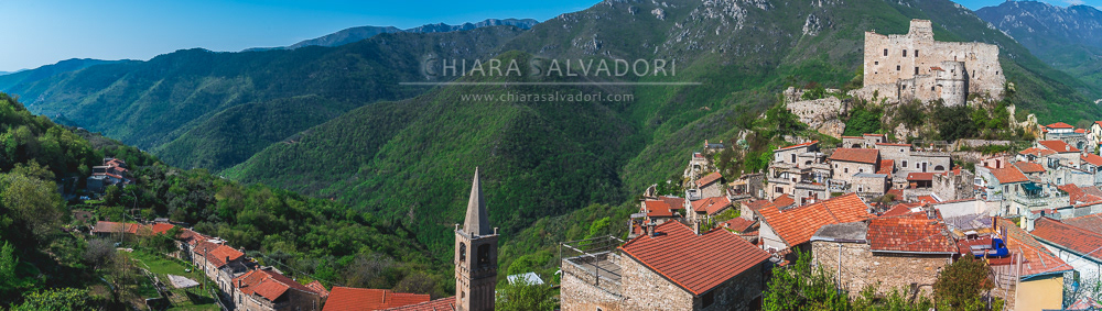 Castelvecchio di Rocca Barbena - Savona, Liguria