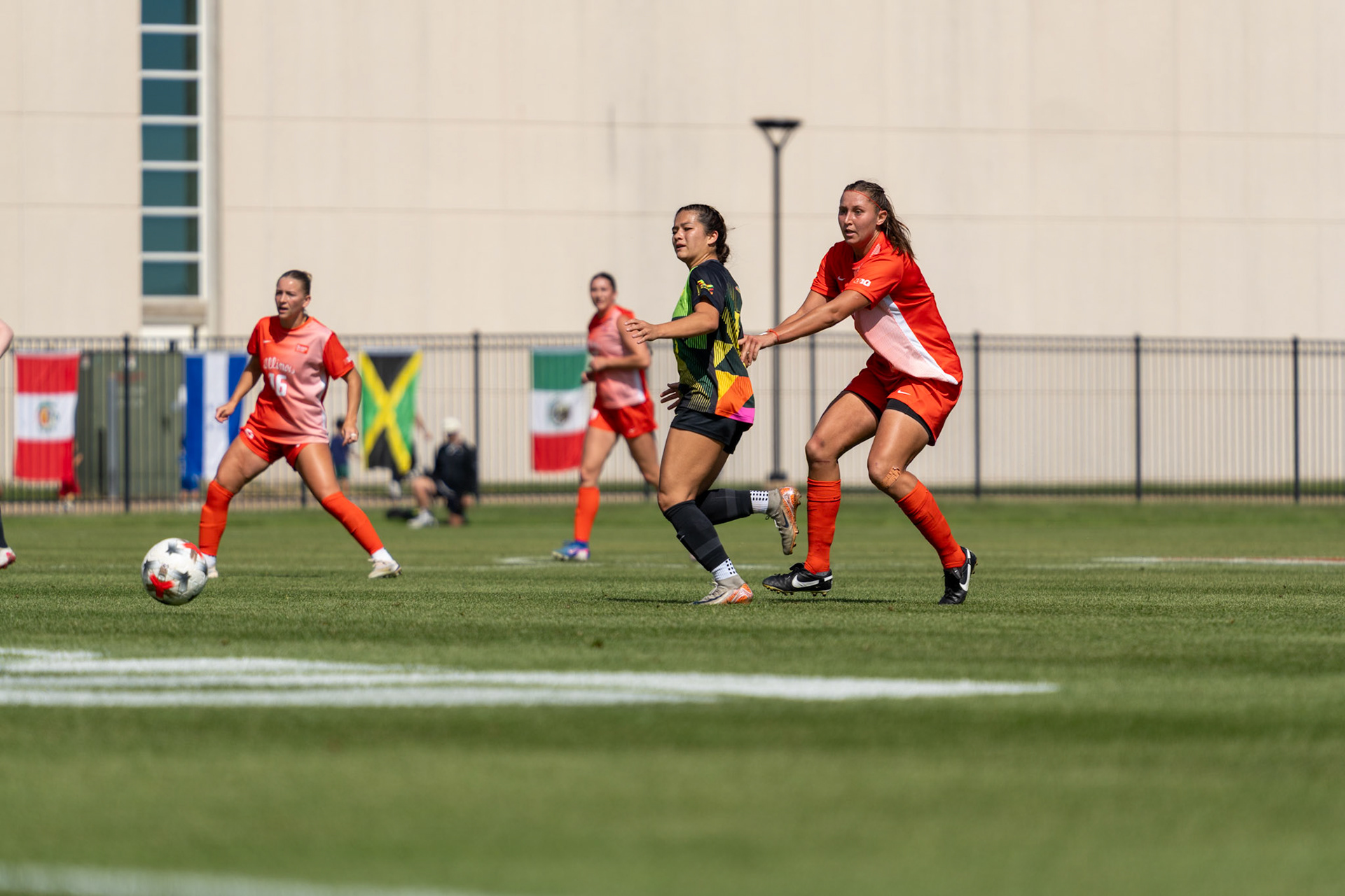 Illinois and Oregon players battle for possession at Demirjian Park on Sunday. The Illini defeated the Ducks 2-0 on Senior Night to improve to 4-2-5 overall on the season.
