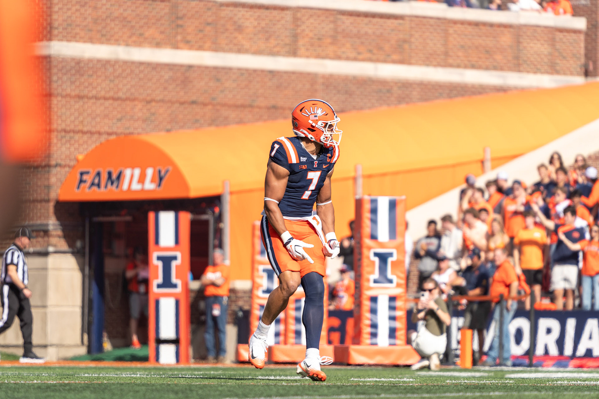 Matthew Bailey, fifth-year defensive back, runs out of the tunnel before Illinois’ game against Oregon at Gies Memorial Stadium on Oct. 24, 2026. The Illini defeated the Ducks 21-10 to improve to 4-3 on the season.