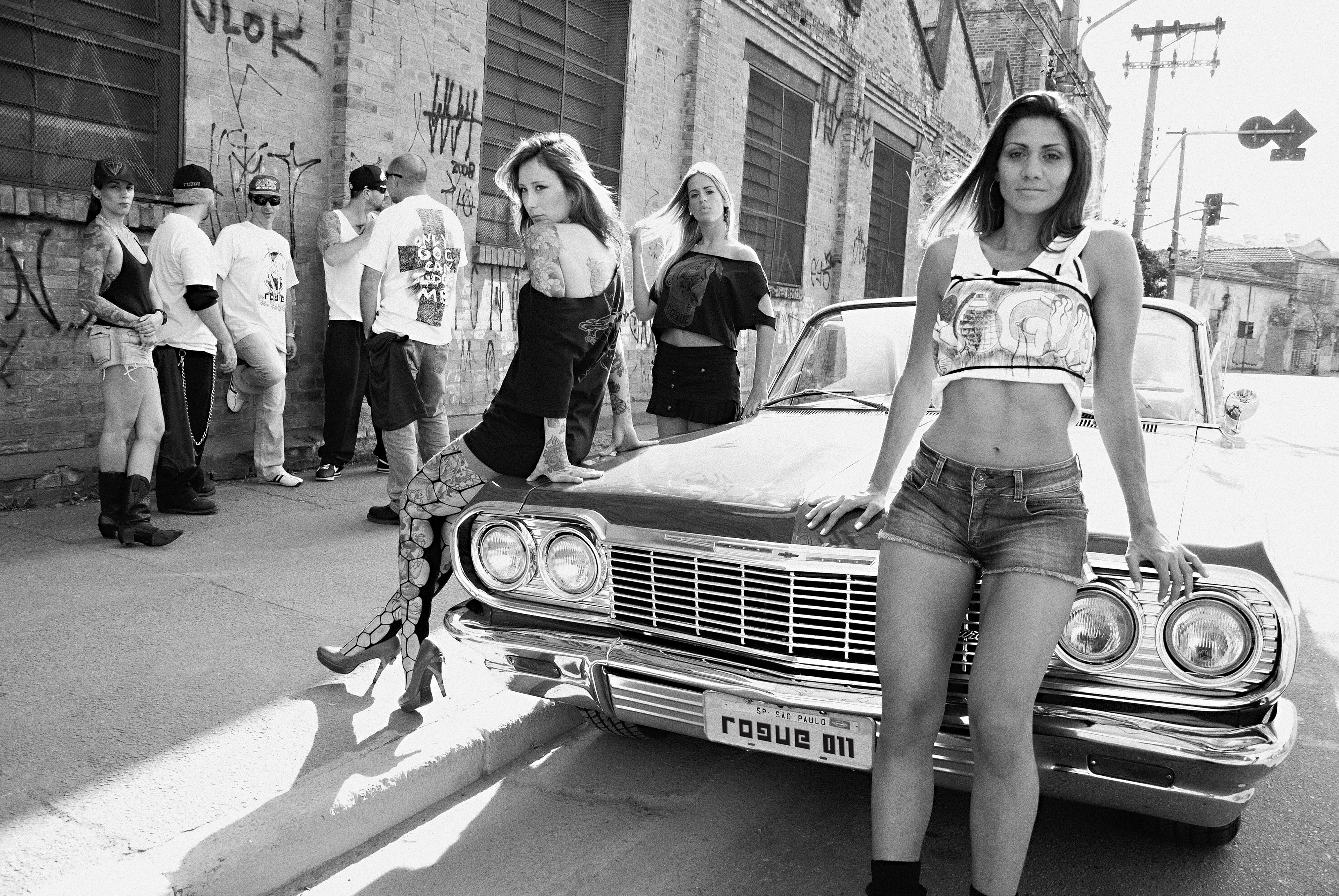 Fabiana Mello, Akemi Higashi, Leticia Drummond, Carla Maia, Didu Losso, Marcelo Capoeira, Giba Adamo e Neto Lobo