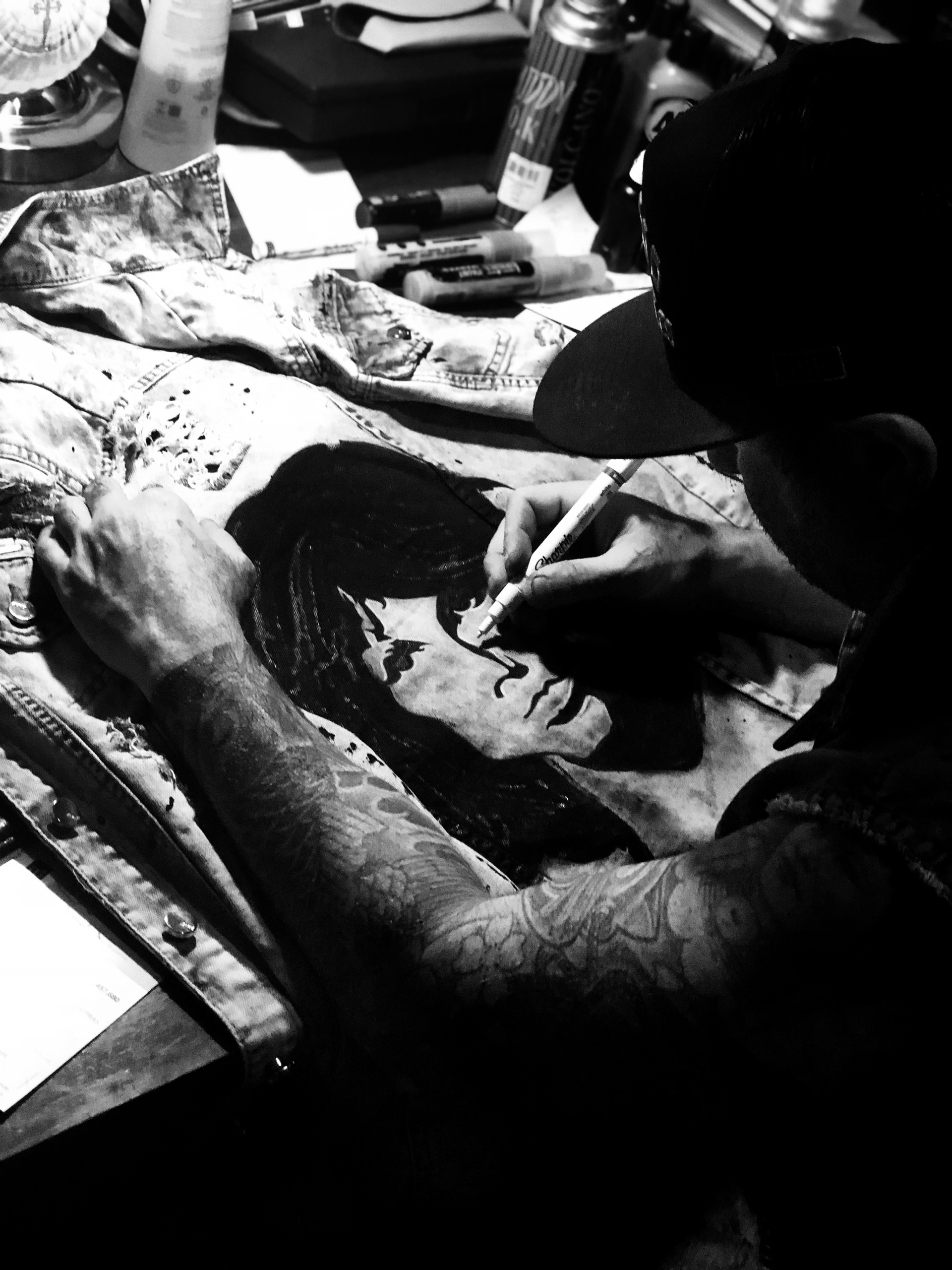 Didu Losso no Ateliê Vila Jardins II by Geison Zelinschi