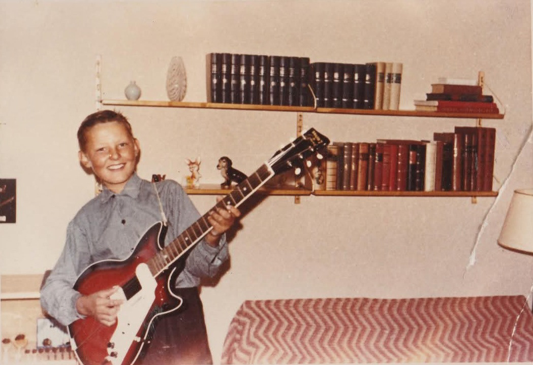 Matti with his first guitar "Egmond Solid 7", 1963
