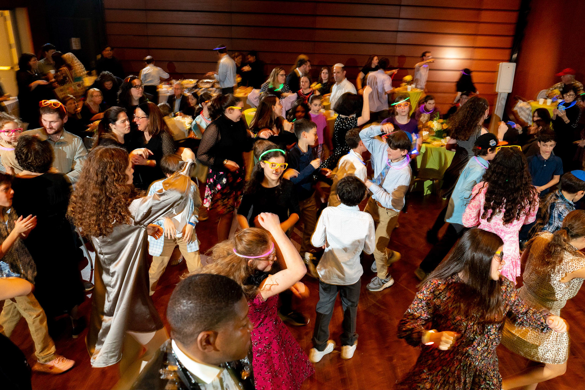 Rebecca’s Ohev Shalom and DC JCC bat mitzvah portraits and party on Friday, November 11th and 12th, 2022.