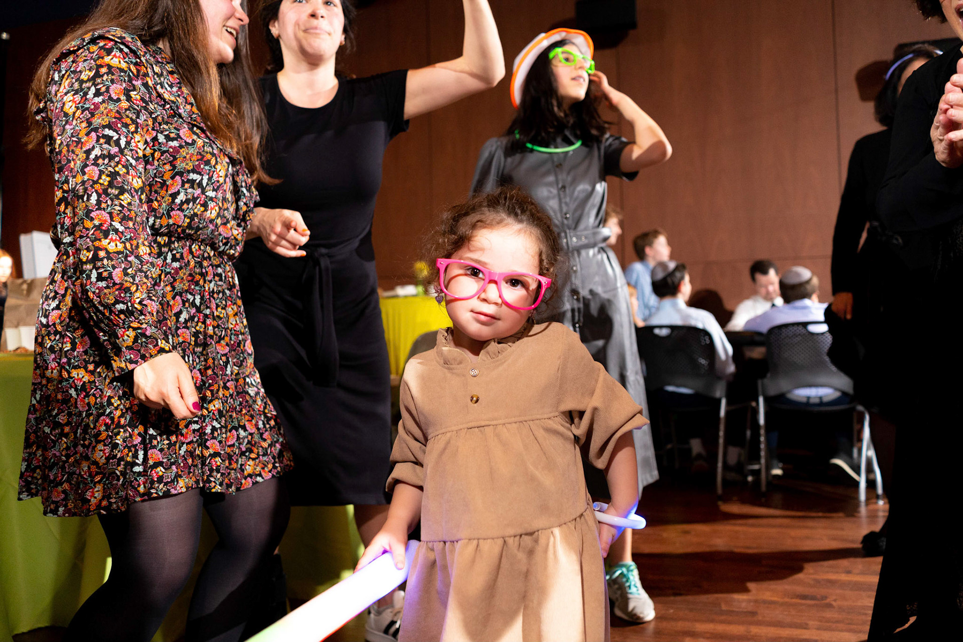 Rebecca’s Ohev Shalom and DC JCC bat mitzvah portraits and party on Friday, November 11th and 12th, 2022.