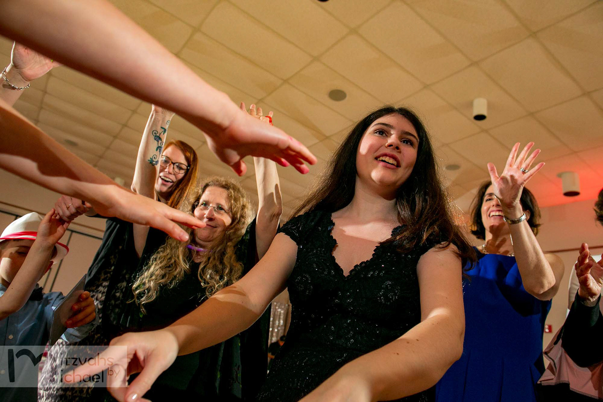 Rachel's Agudas Achim, Alexandria, VA Bat Mitzvah by Mitzvahs by Michael Temchine Photography and Pop Color Events.