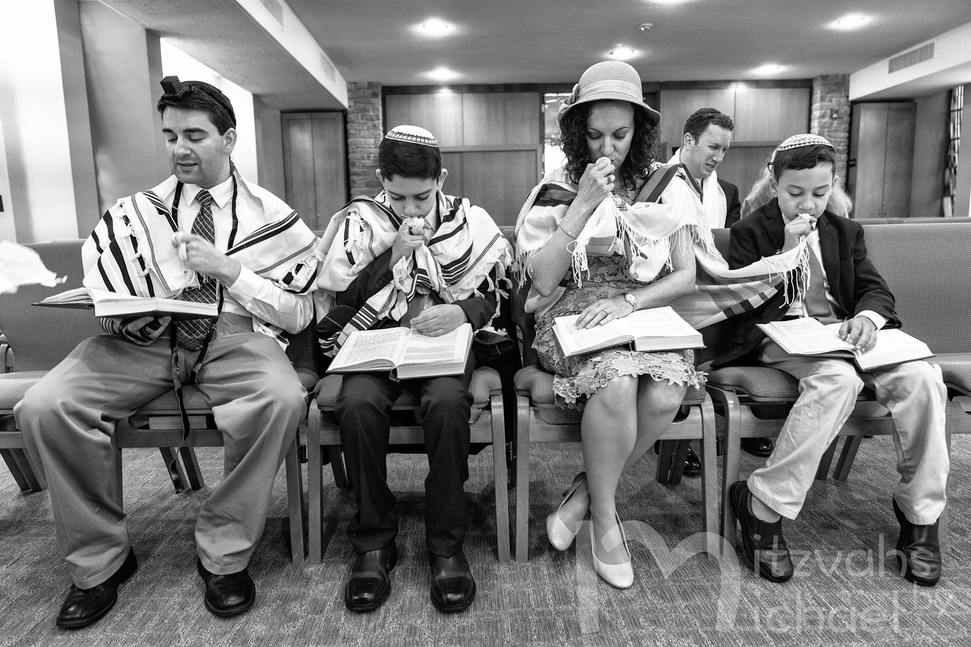 Ross’ Bar Mitzvah shacharit minyan on Monday, May 31, 2021.