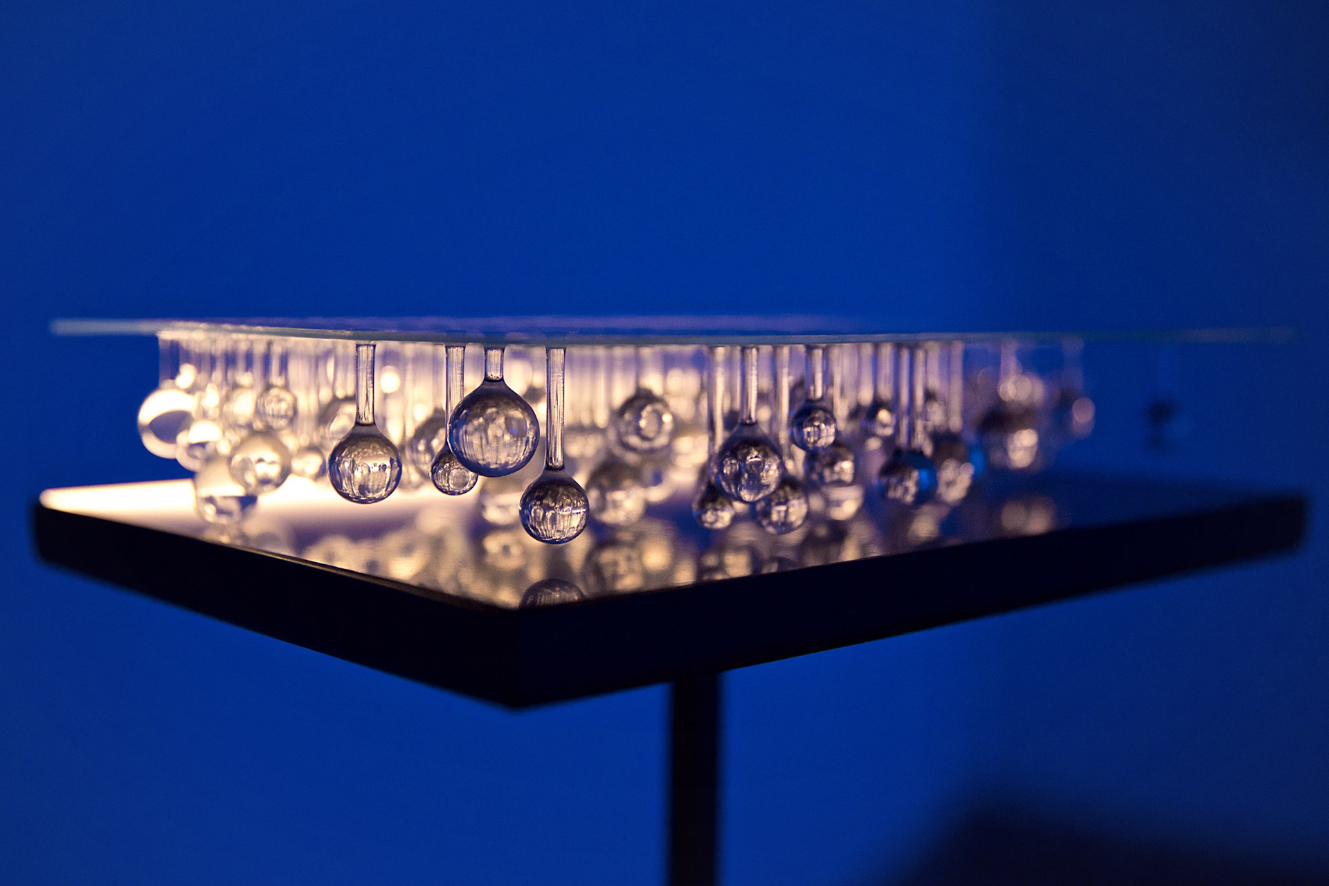 3D resin print on metal stand with LED lighting - 24cm x 17cm x 4cm