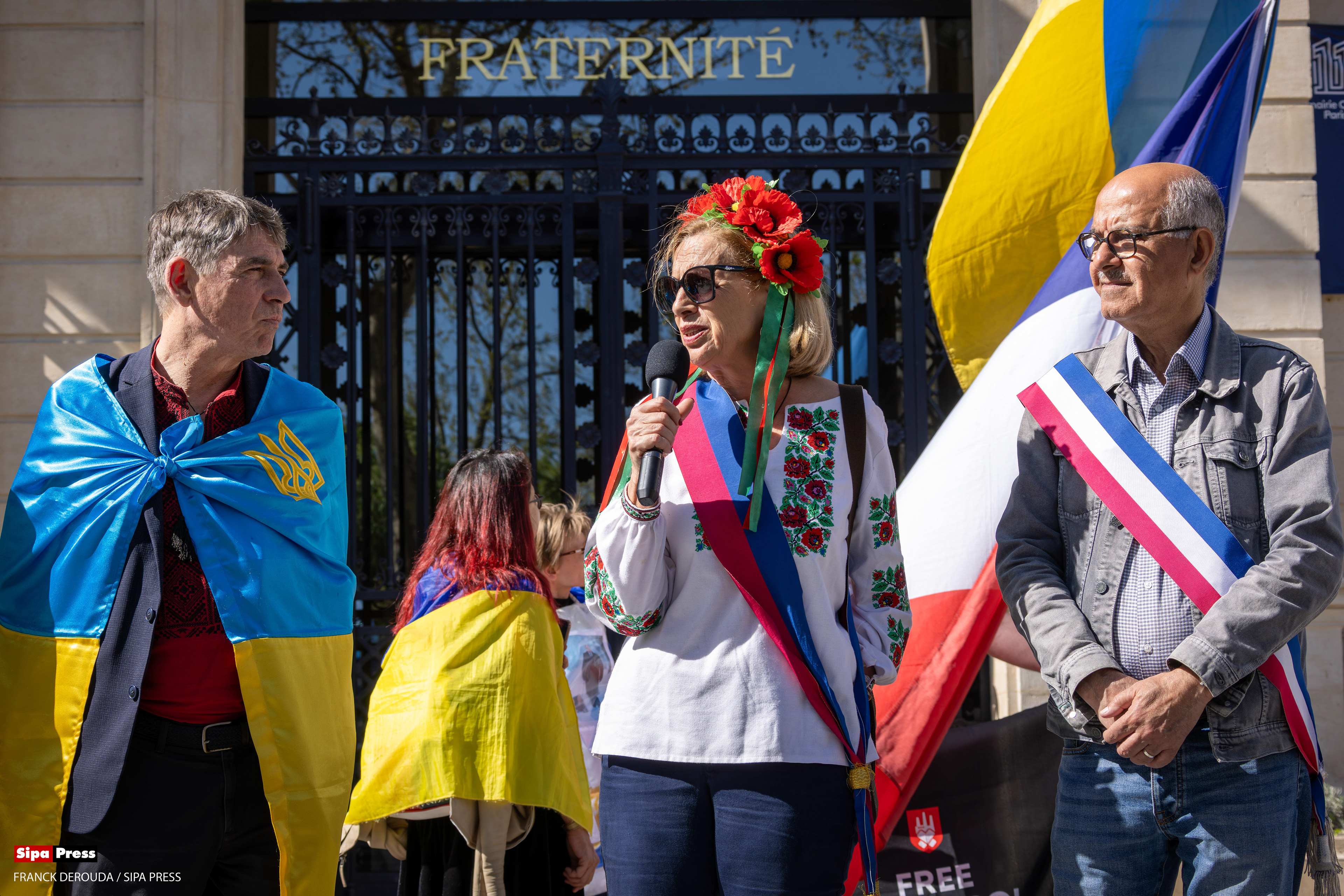 Manifestation pour l'Ukraine - Geneviève Garrigos, Kais Idriss