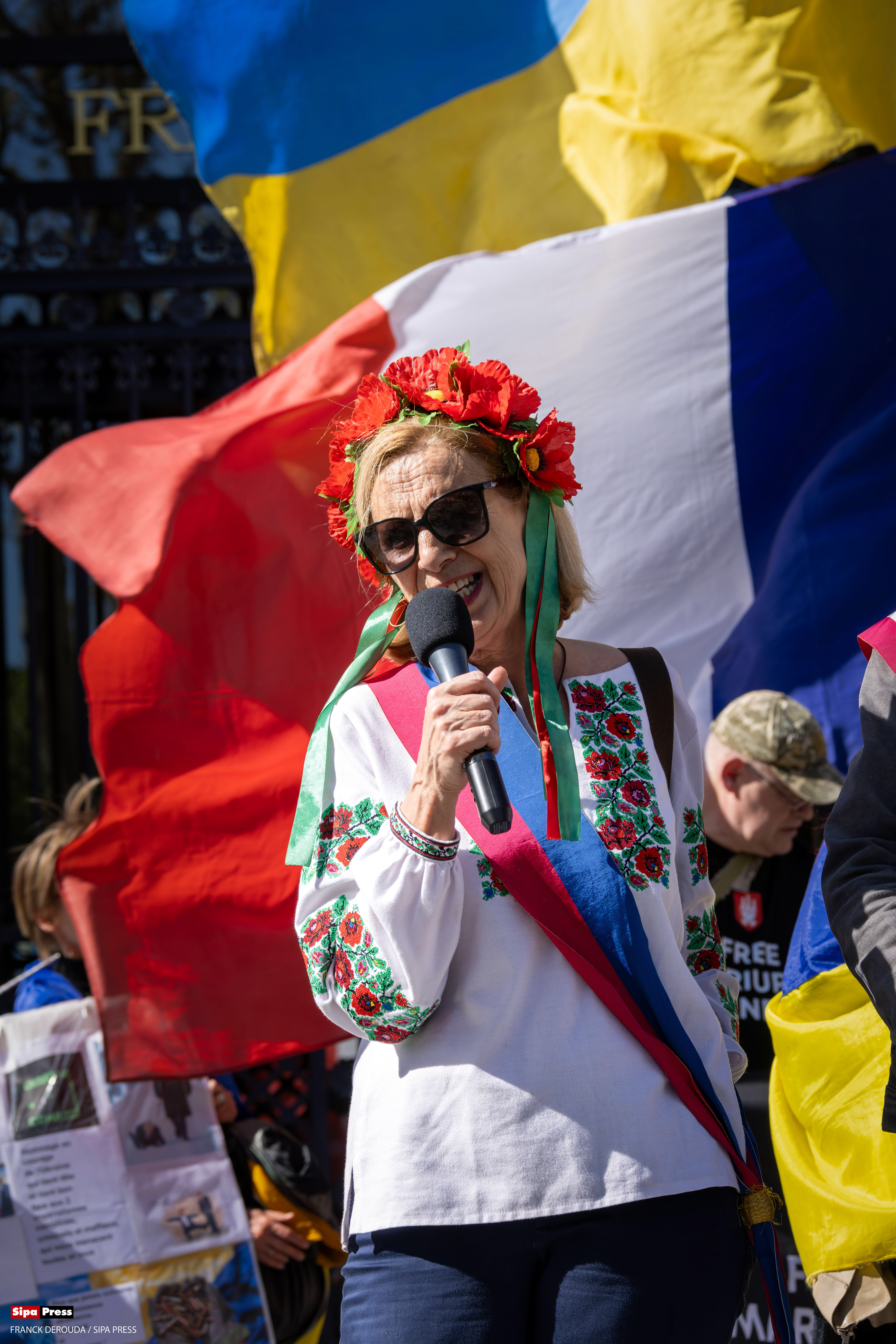 Manifestation pour l'Ukraine - Geneviève Garrigos