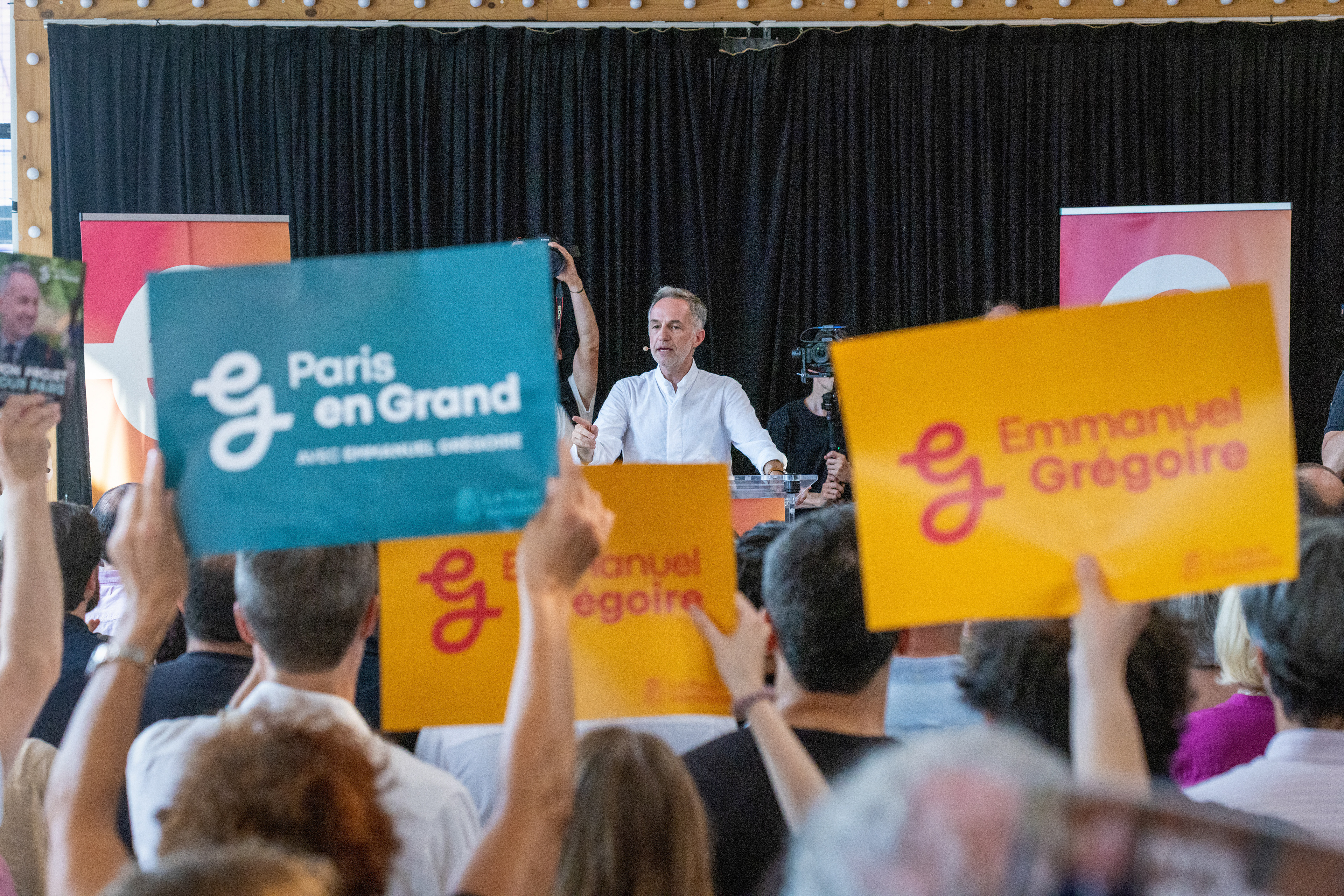 Emmanuel Gregoire - First meeting of campaign at the Petite Halle of La Villette