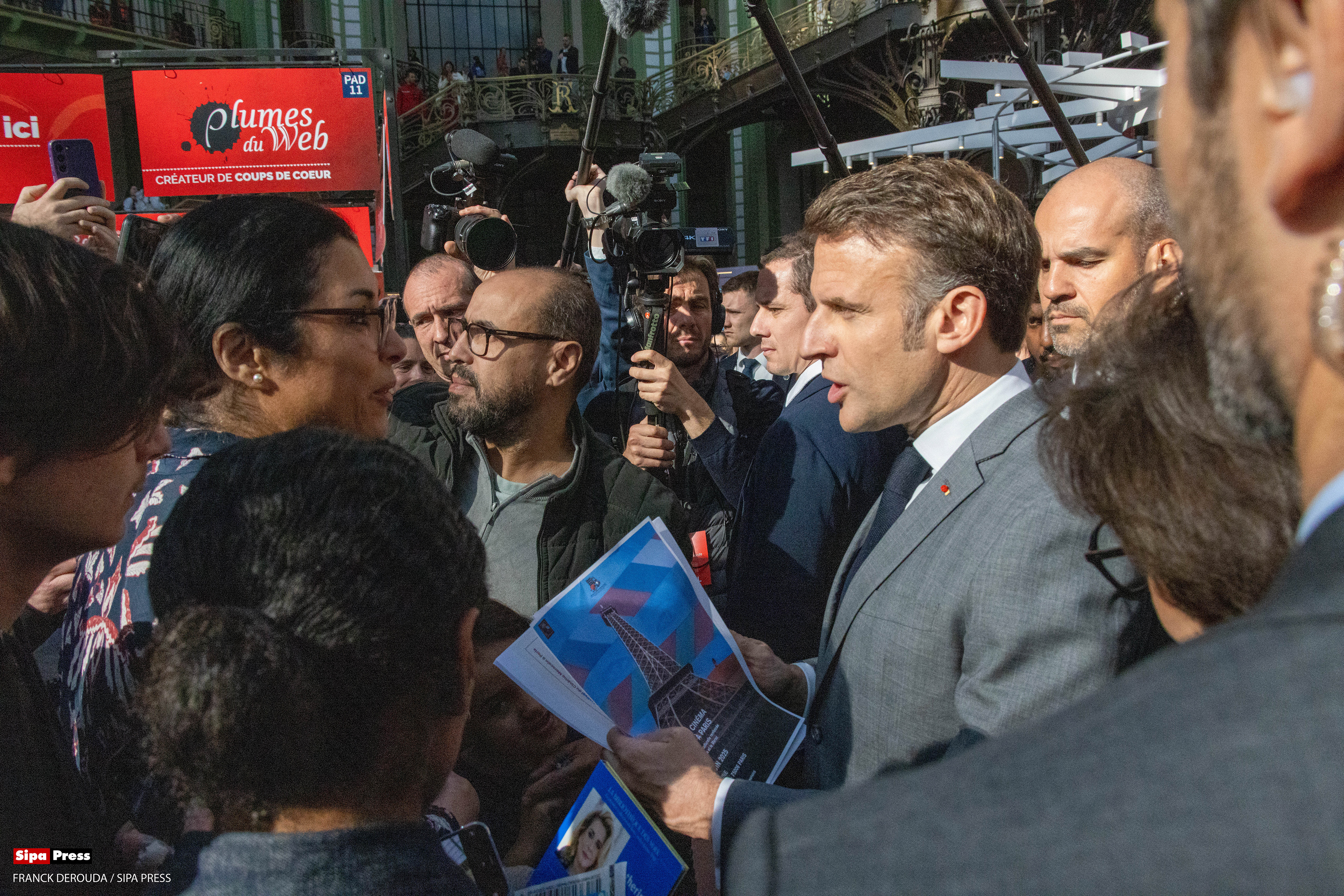Emmanuel Macron au Festival du Livre