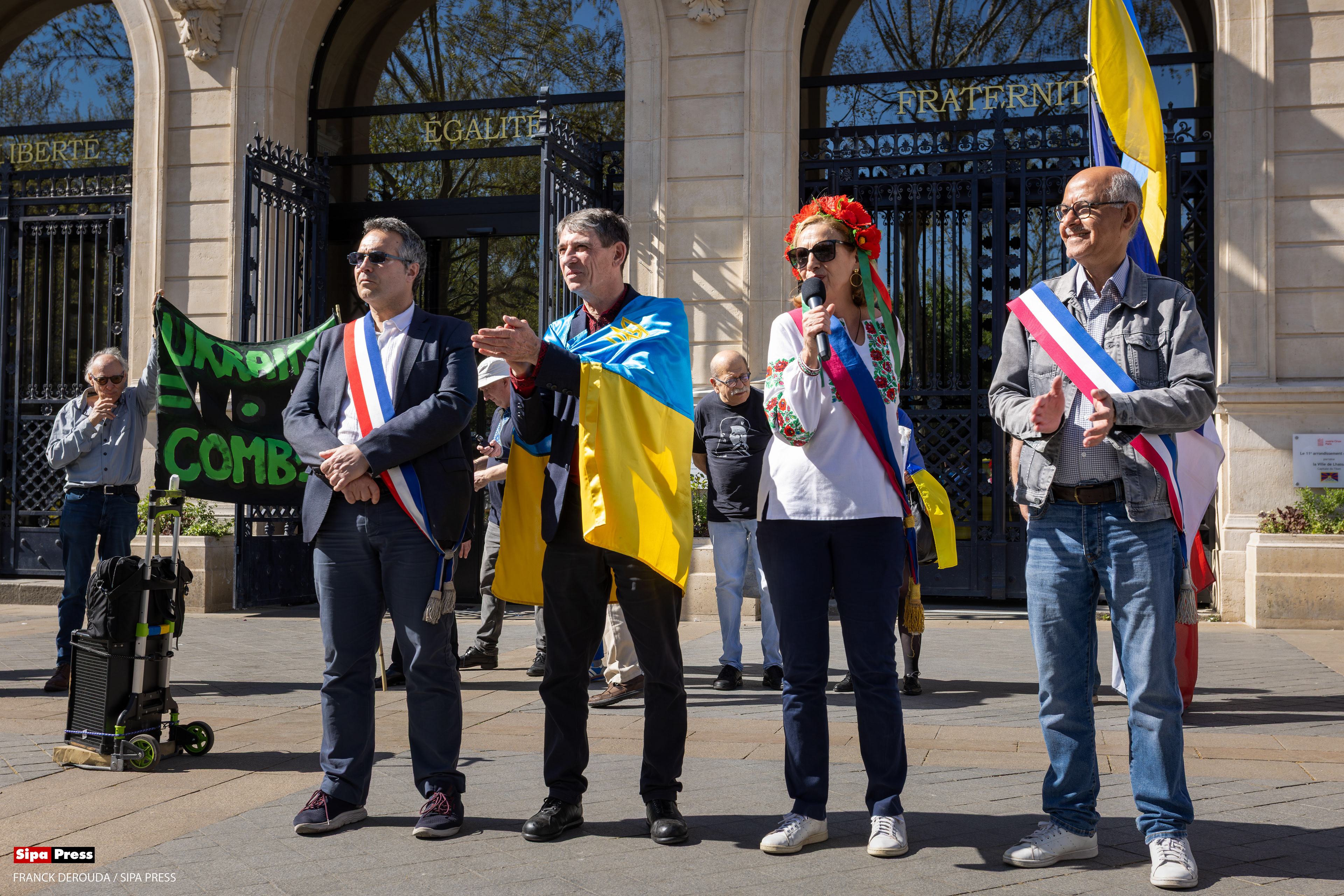 Manifestation pour l'Ukraine - Geneviève Garrigos, Kais Idriss