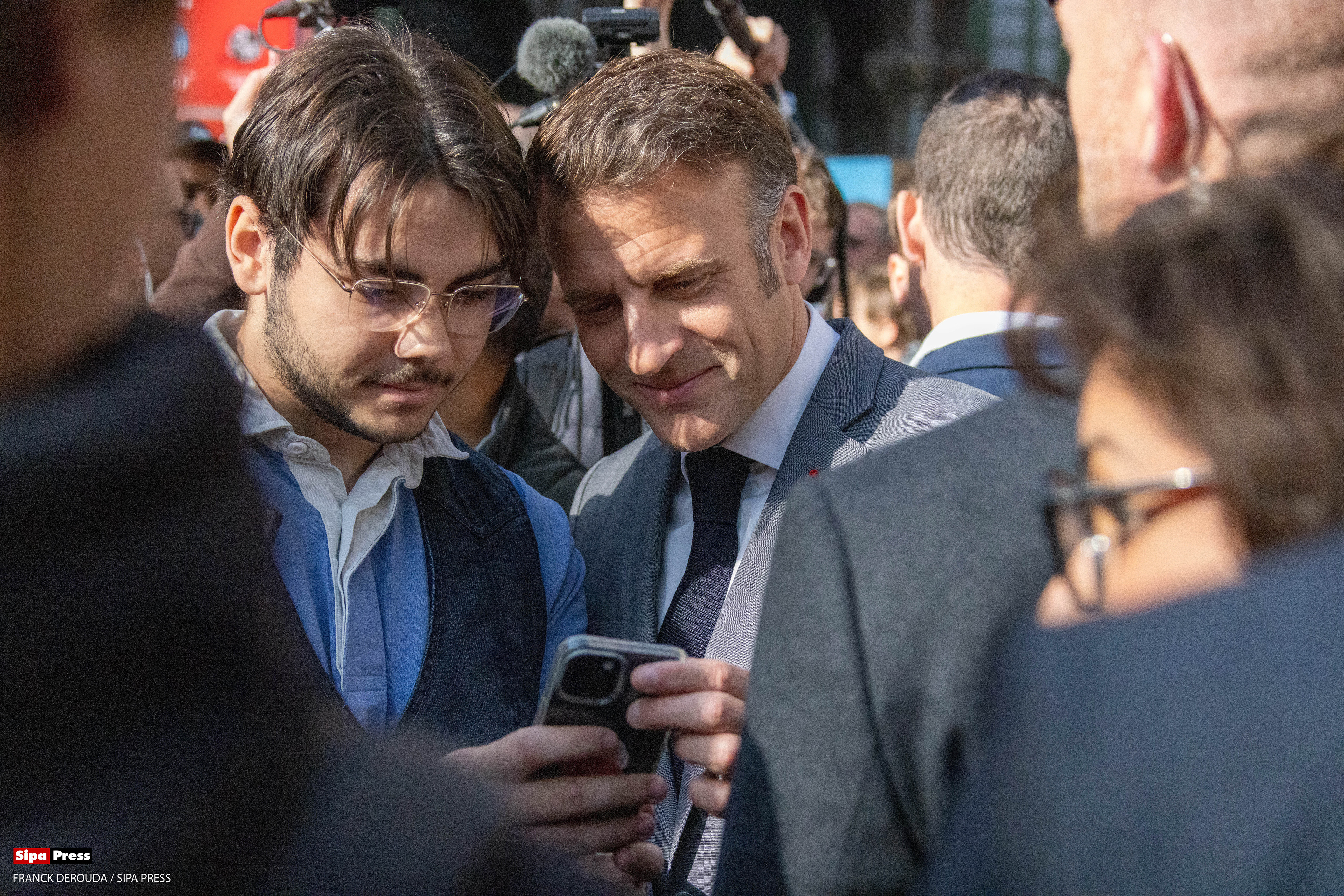 Emmanuel Macron au Festival du Livre