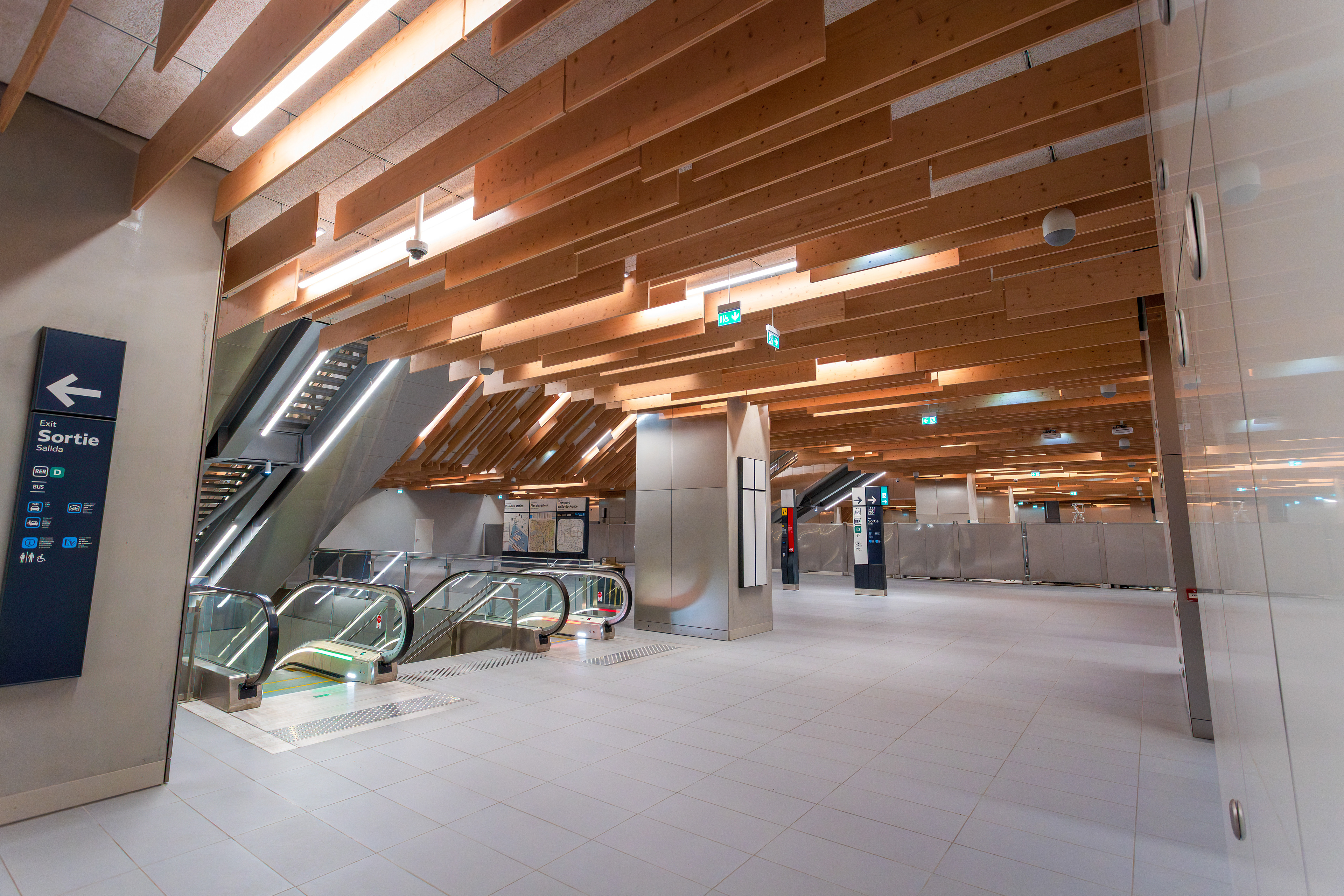 Paris - Metro station Saint-denis - Pleyel