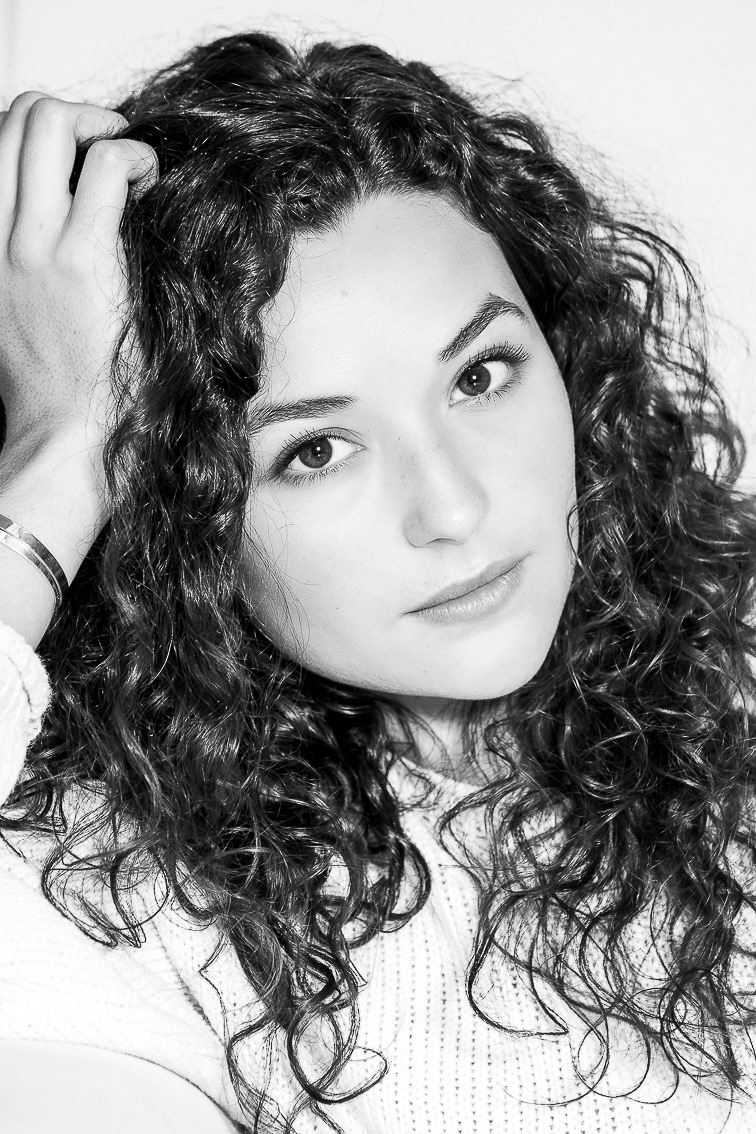Louvia Bachelier - comédienne