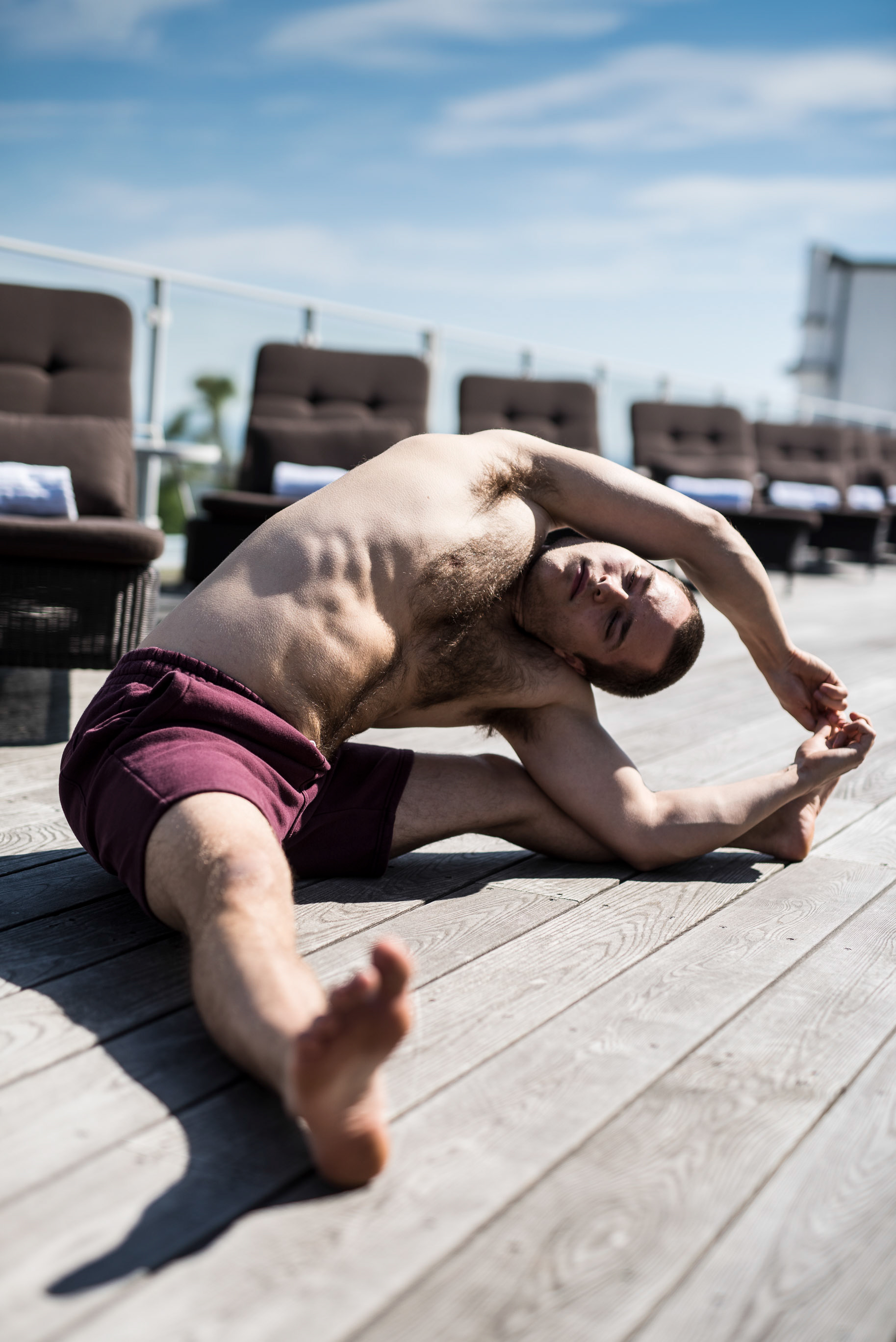 Gymnastics / Mobility with Jonas Thylstrup - at Kurhotel Skodsborg - photo Martin Kaufmann