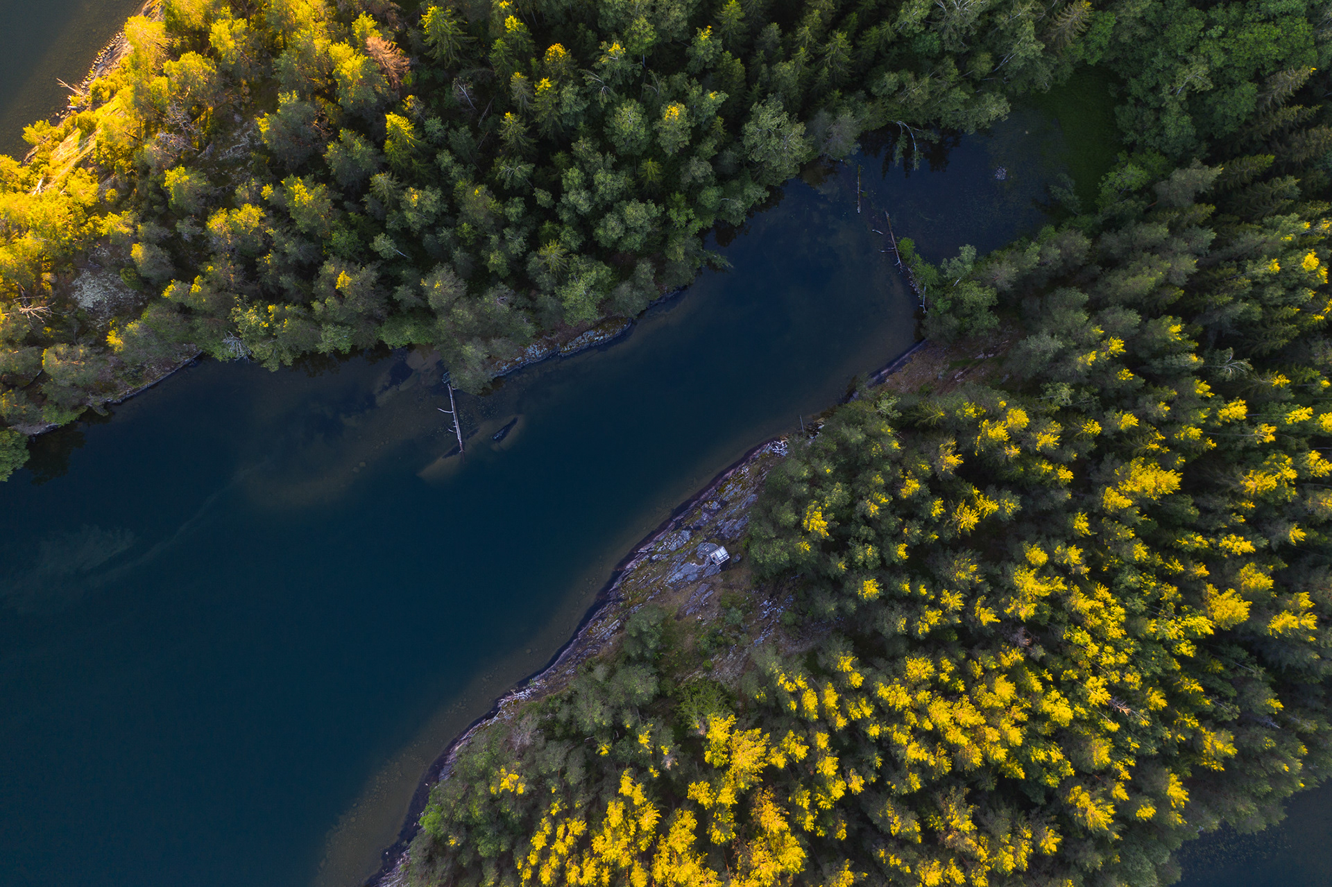 Drone images - 72 Hour Cabin at Henriksholm, Lake Ånimmen in Sweden - photo Martin Kaufmann