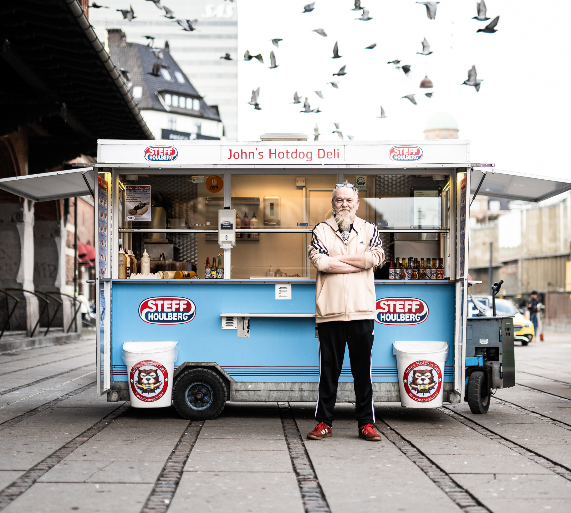 Hotdog John from Copenhagen - photo Martin Kaufmann