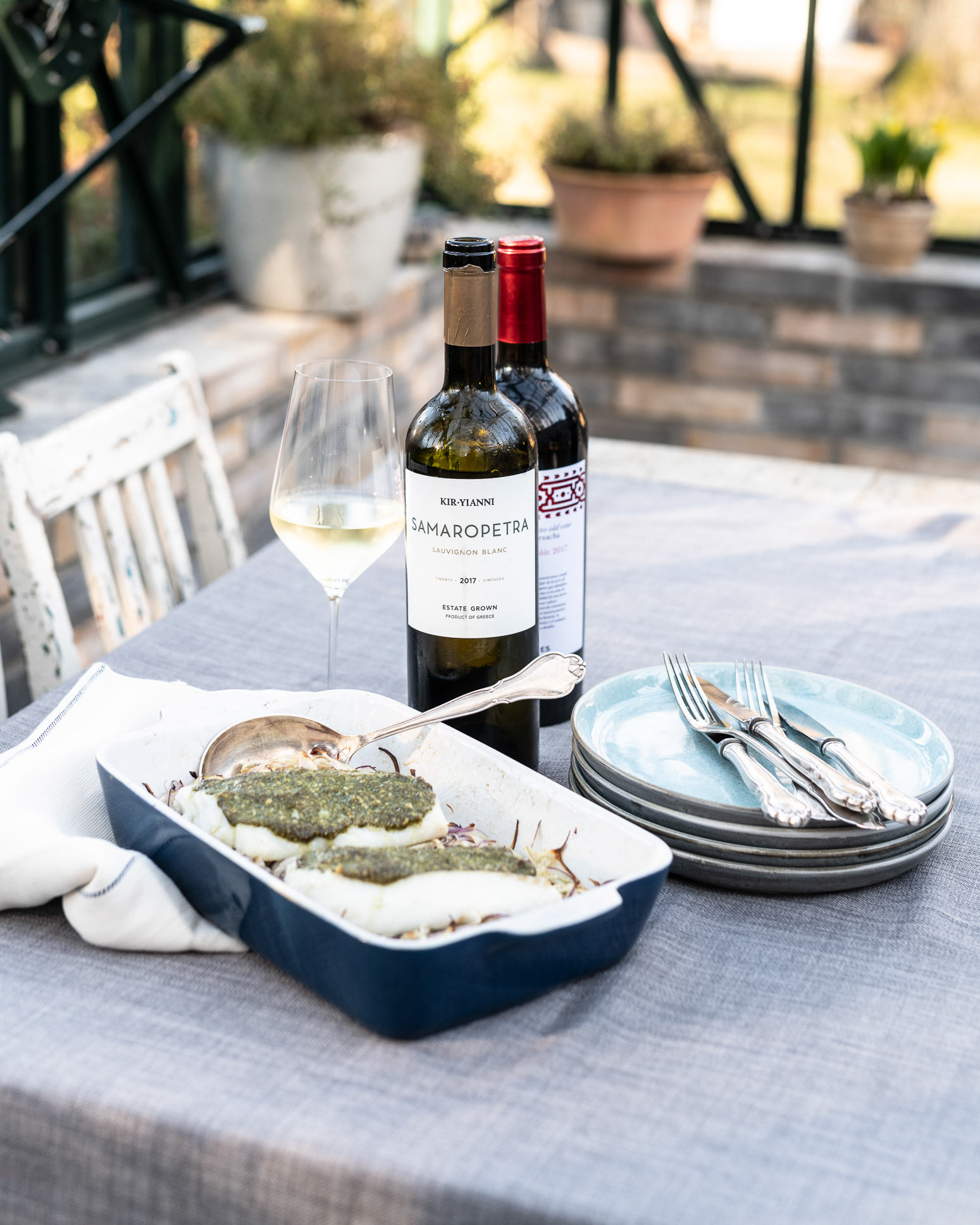 Dinner - Loegismose Easter Magazine - photo Martin Kaufmann