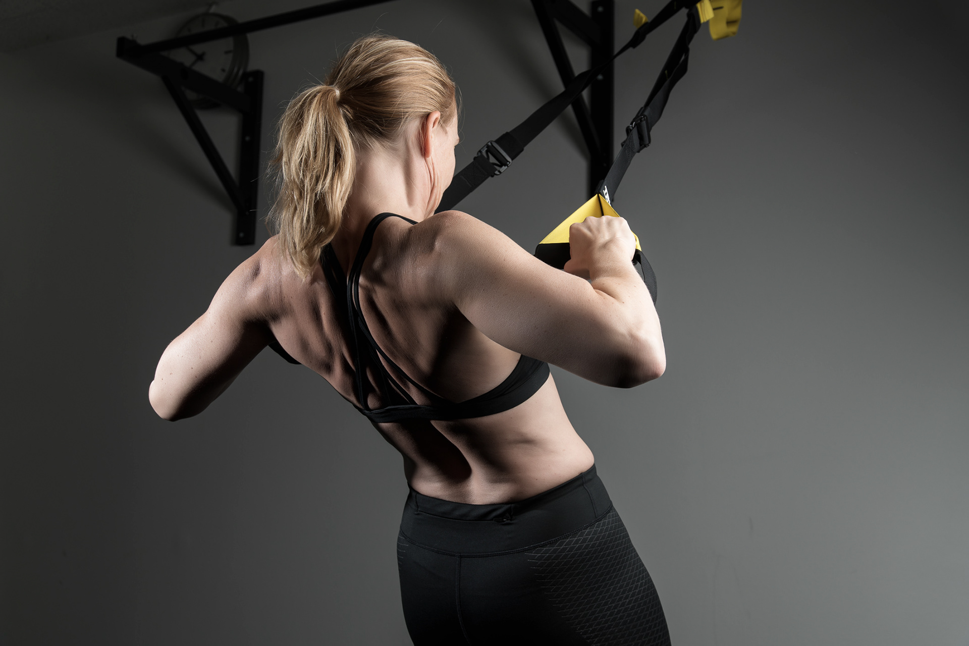 TRX - Personal trainer Gitte Lauridsen - sport photography - photo Martin Kaufmann