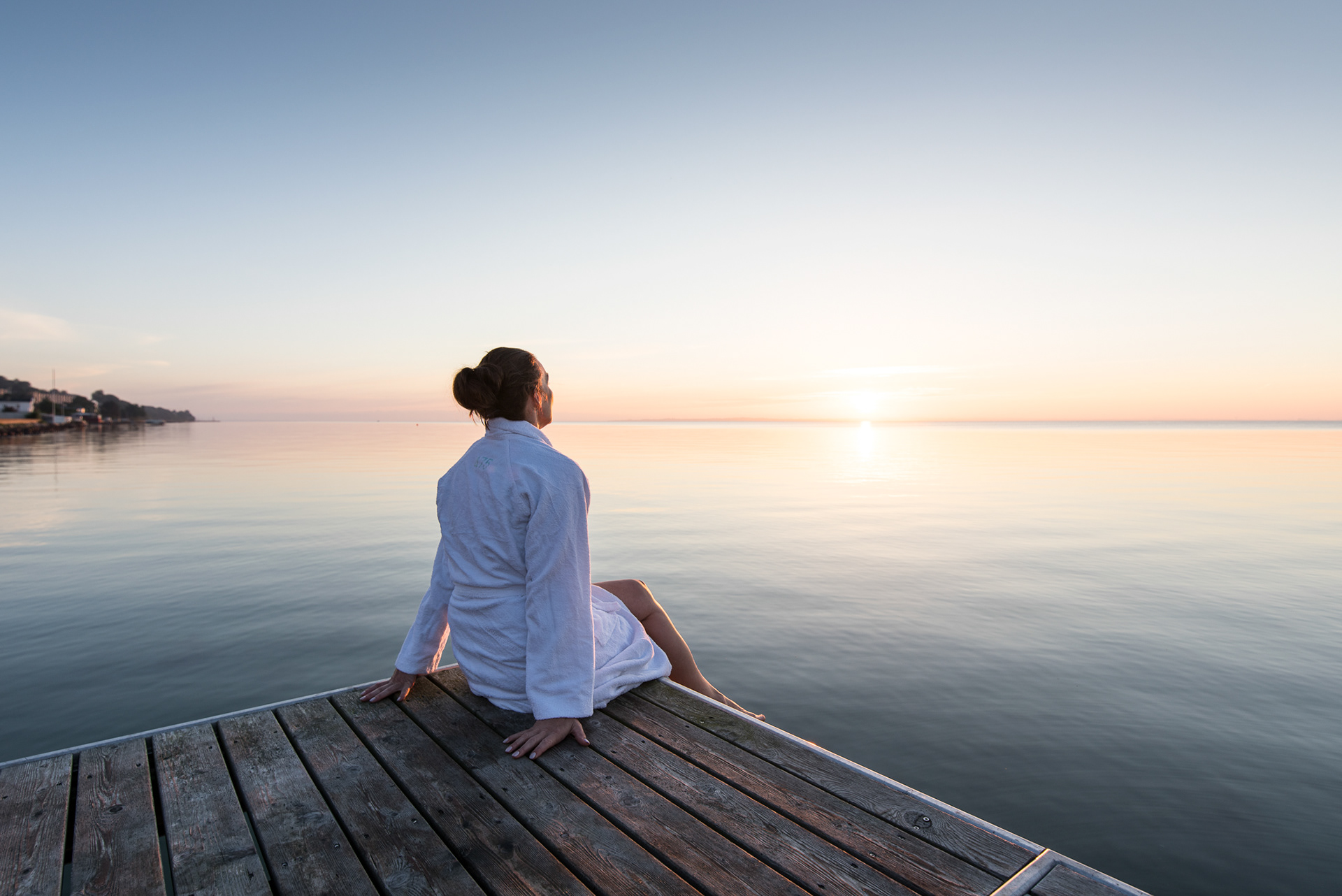 Sunrise - Morning swim - Øresund in Denmark - photo Martin Kaufmann 