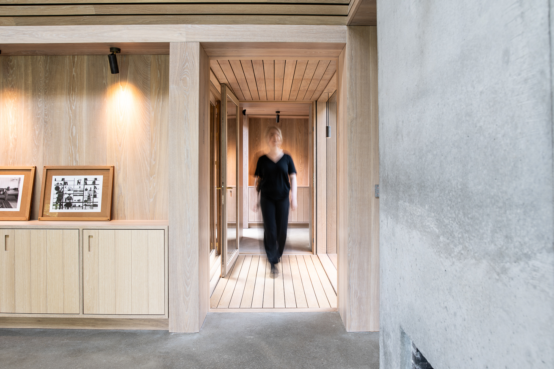 Passage between the two buildings - Storskovvej Cluster, Denmark - photo Martin Kaufmann