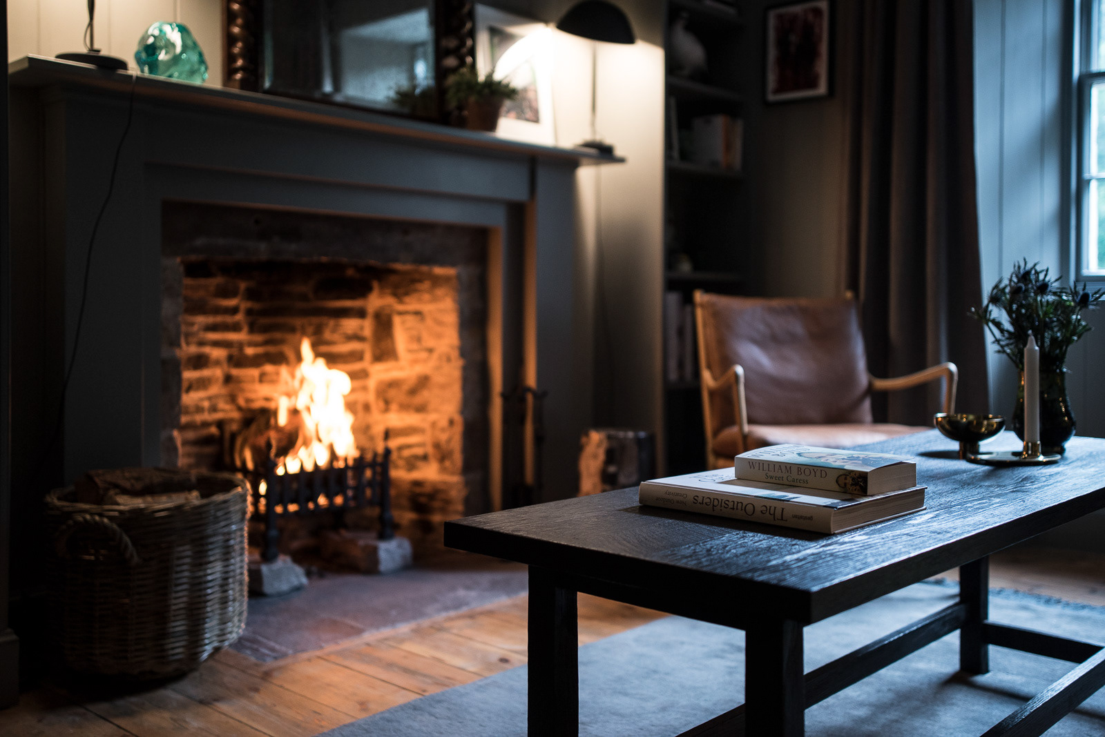 Fireplace - Shooting for Kinloch Lodge in Scotland - photo Martin Kaufmann