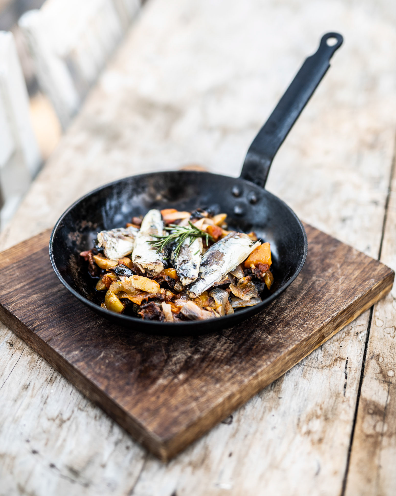 Sardines - Loegismose Easter Magazine - photo Martin Kaufmann