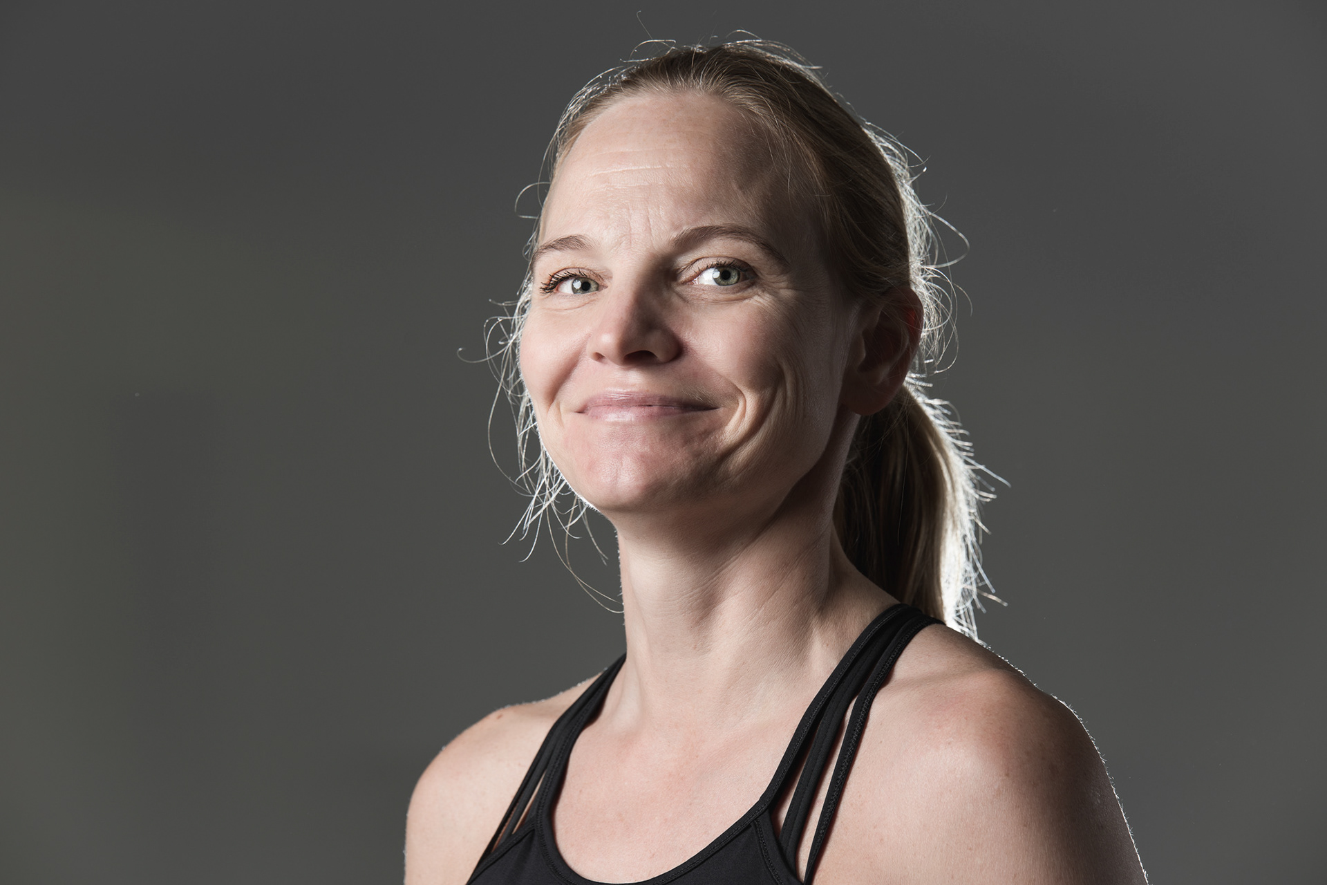 Weight lifting - Personal trainer Gitte Lauridsen - sport photography - photo Martin Kaufmann
