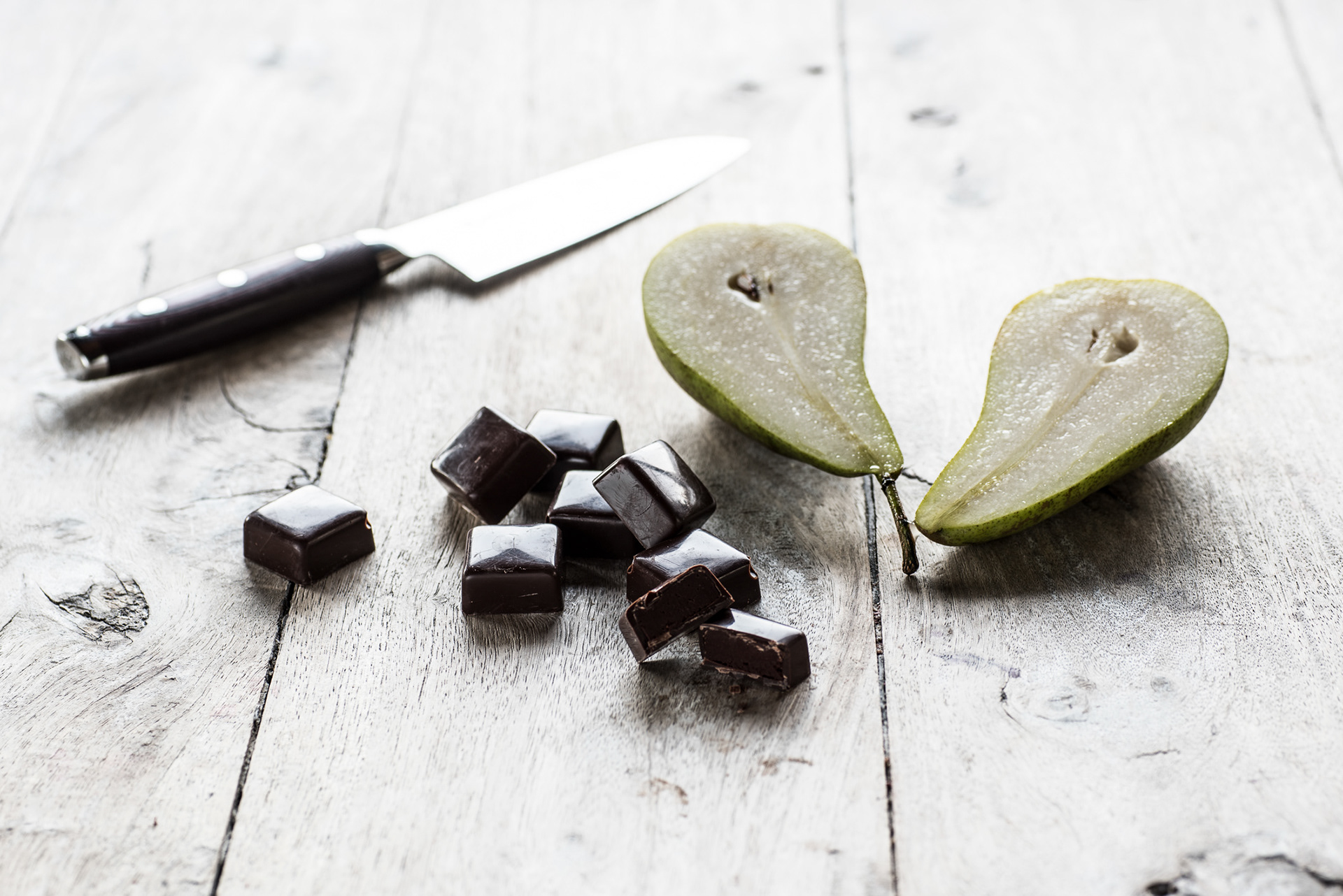 Pears infused chocolate - Peter Svenningsen chocolatier - chocolate - photo Martin Kaufmann