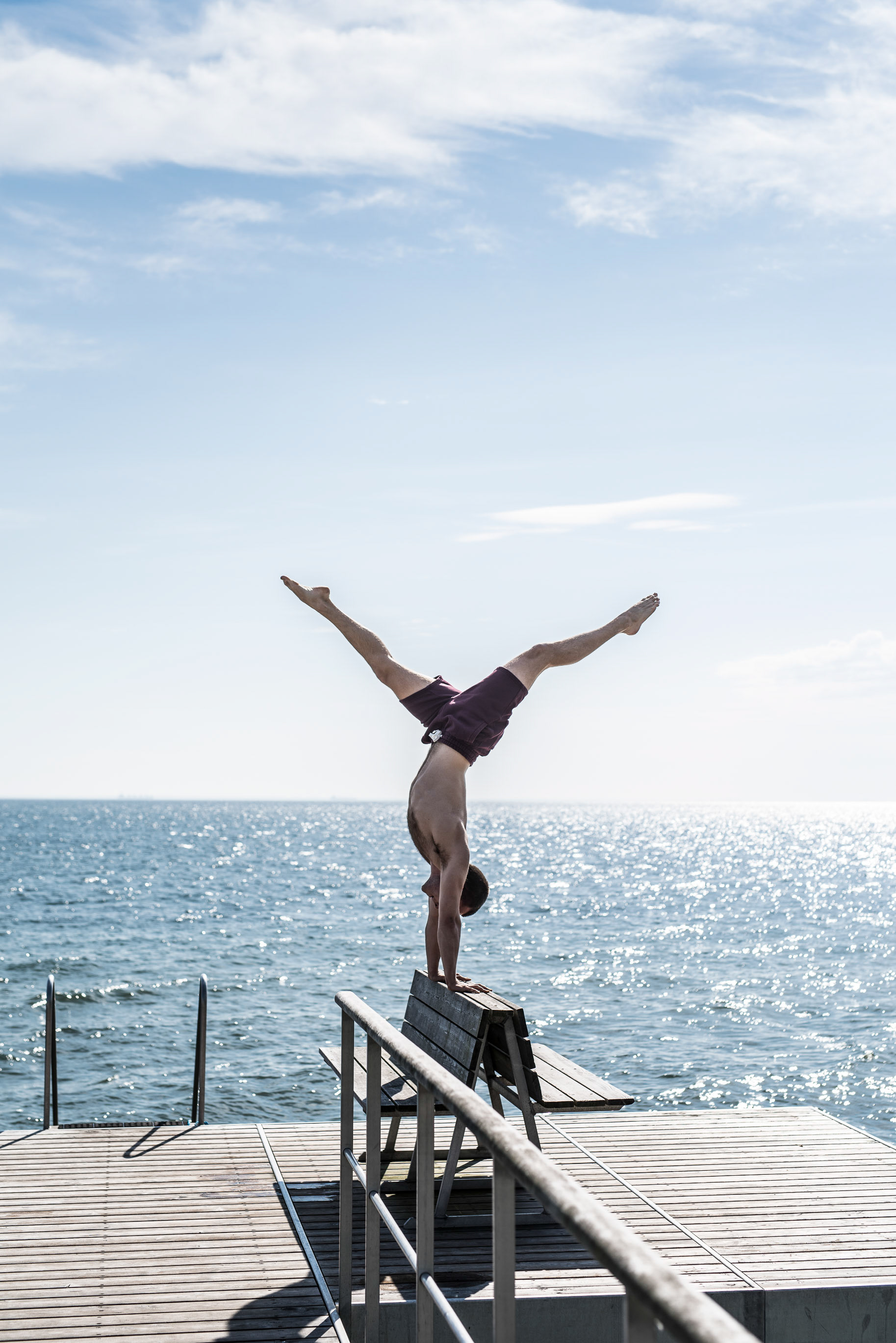 Gymnastics / Mobility with Jonas Thylstrup - at Kurhotel Skodsborg - photo Martin Kaufmann