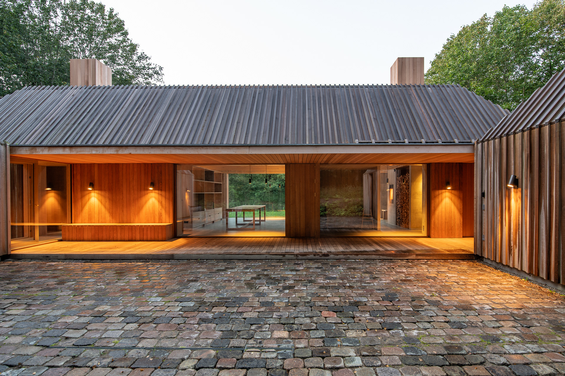 Courtyard - Storskovvej Cluster, Denmark - photo Martin Kaufmann