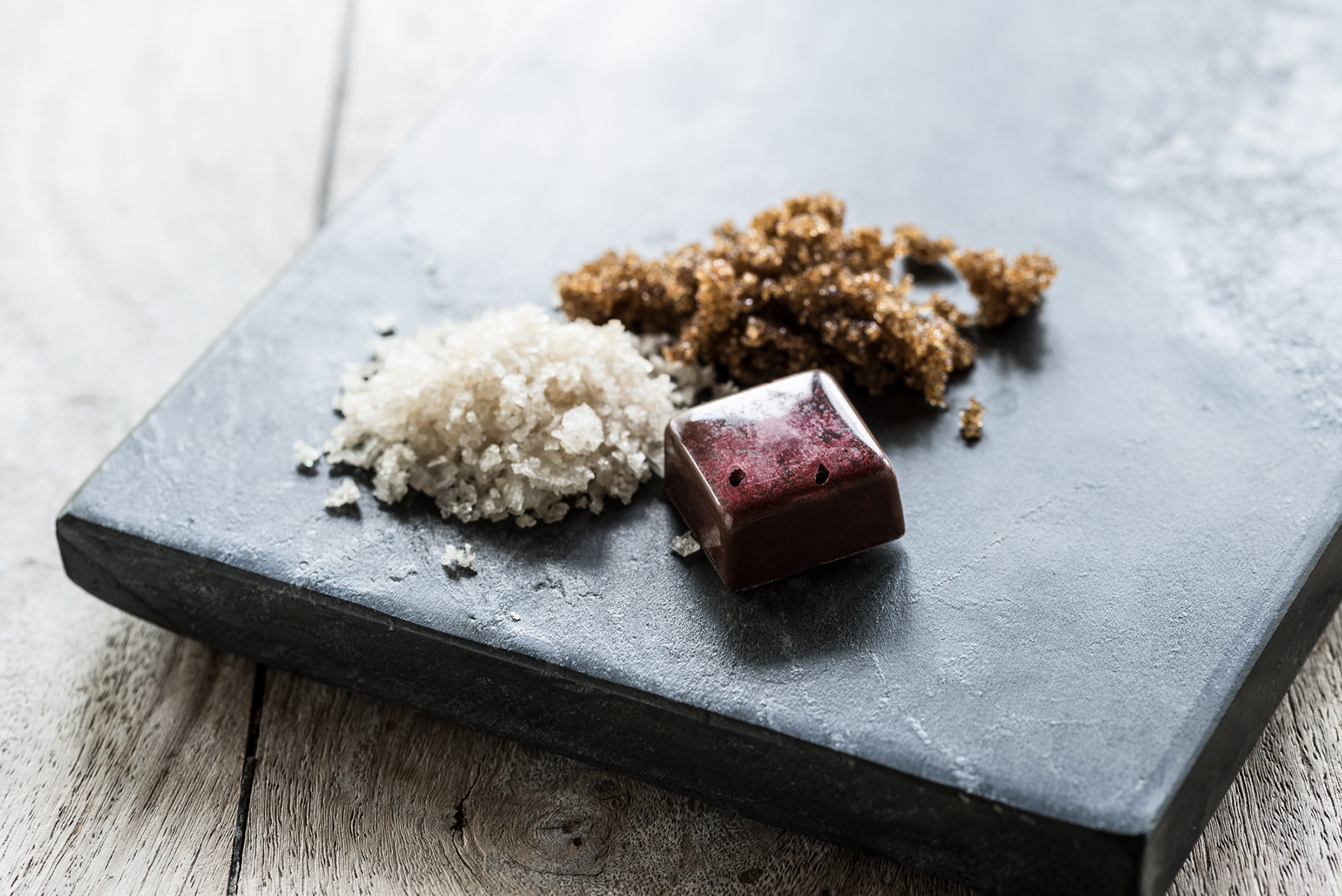 Palm sugar and chocolate - Peter Svenningsen chocolatier - chocolate - photo Martin Kaufmann