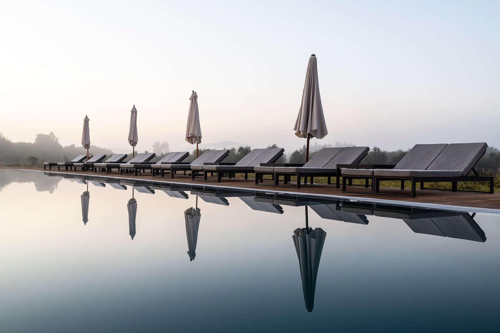 Sunrise at the pool - Craveiral Farmhouse in Alentejo, Portugal - photo Martin Kaufmann
