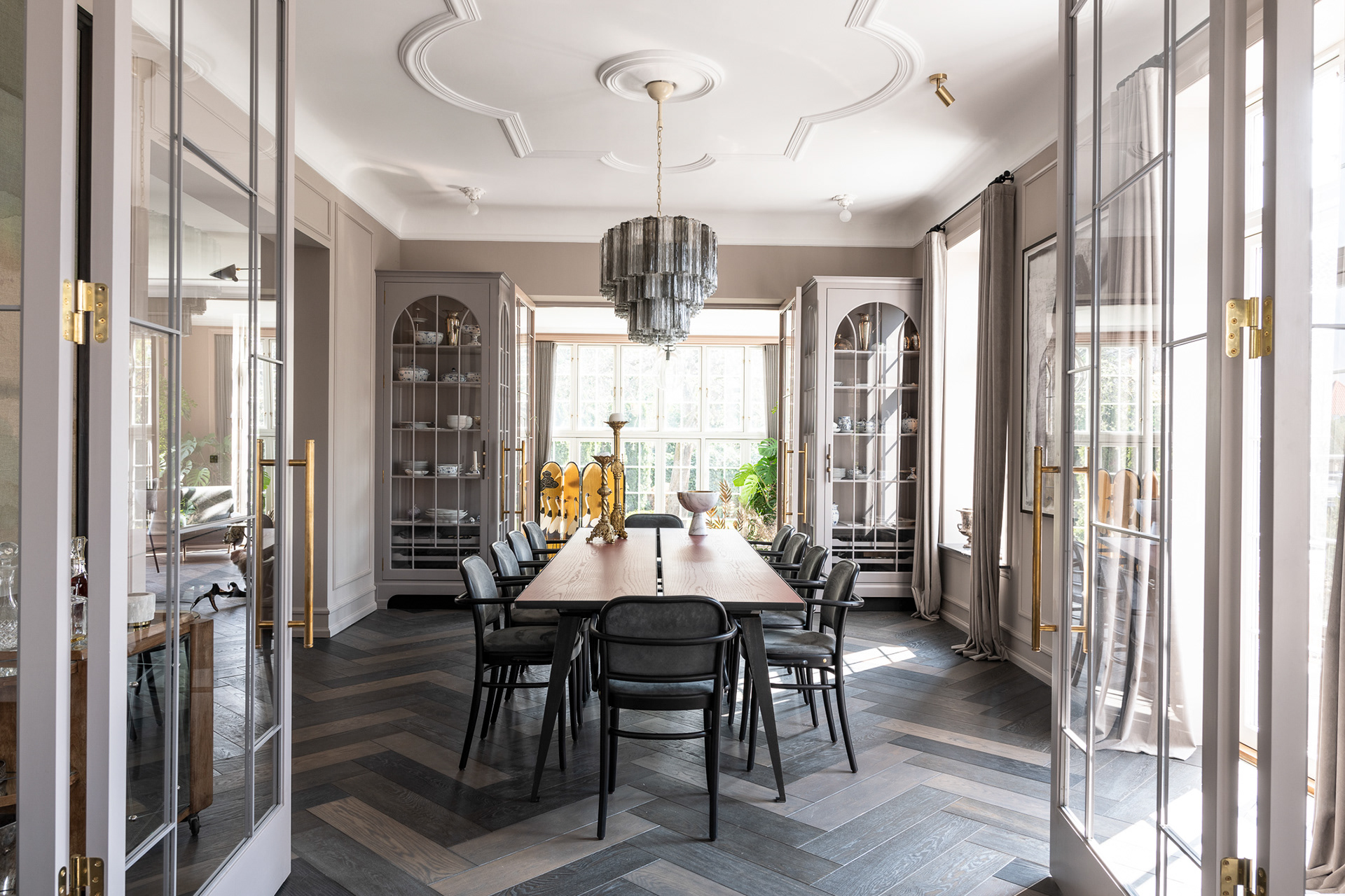Living rooms - Suite 07, renovated villa in Copenhagen, Denmark. Photographer Martin Kaufmann