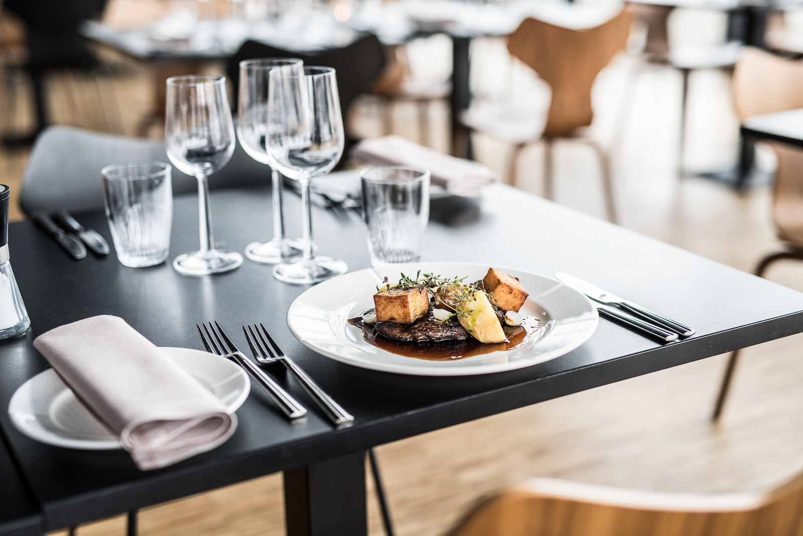 Cafe & Restaurant Ofelie, Royal Danish Theatre - photo Martin Kaufmann