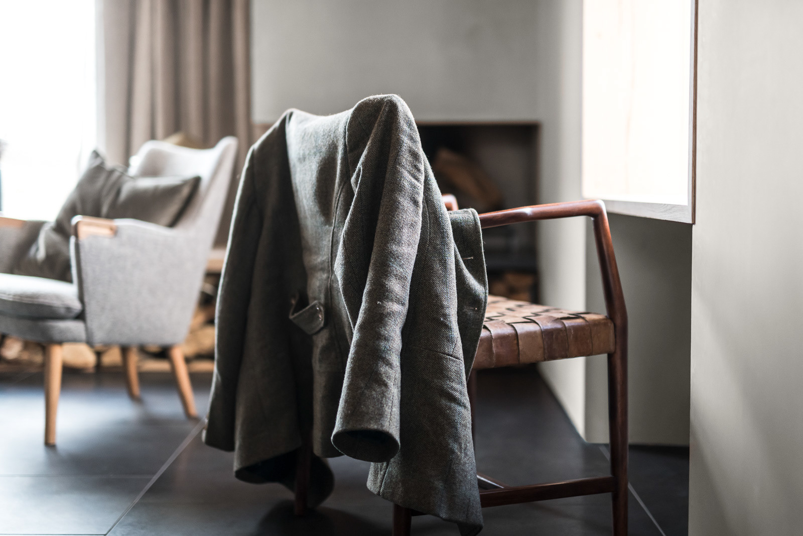 Livingroom details - Kyle House, Northern Scotland - photo Martin Kaufmann