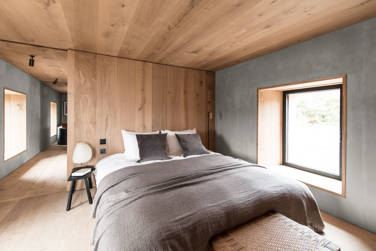 Bedroom - Kyle House, Northern Scotland - photo Martin Kaufmann