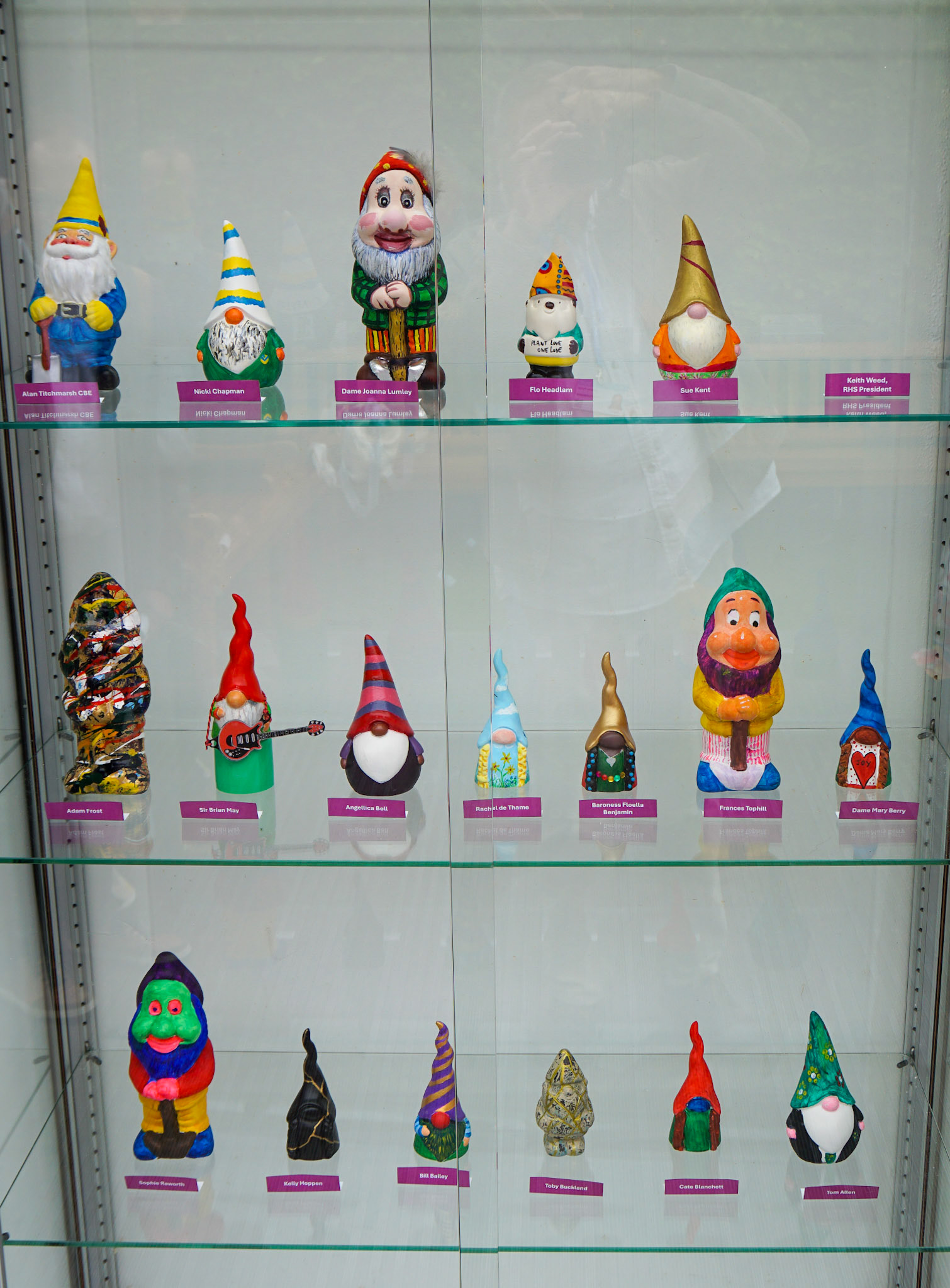 Gnomes back at Chelsea.