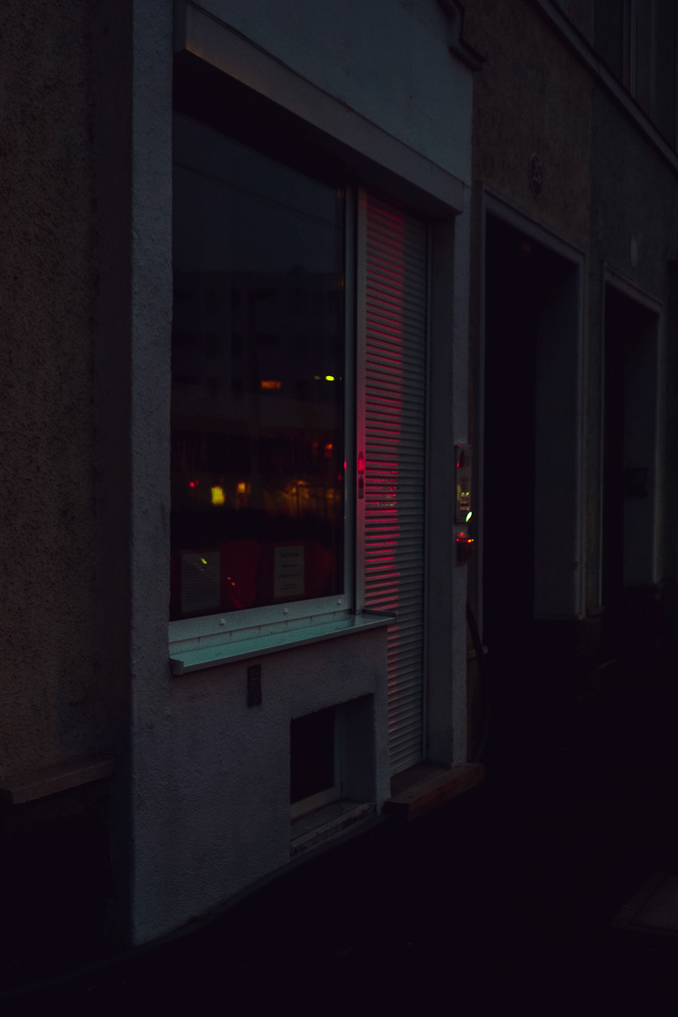 traffic light reflections